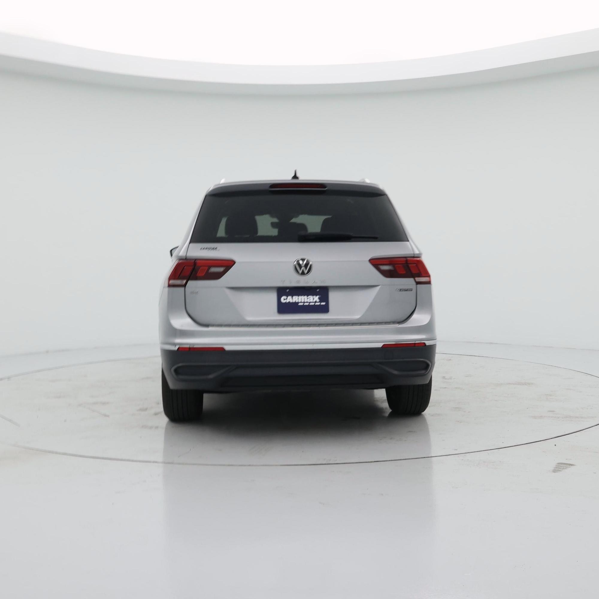 Thumbnail: 2022 Volkswagen Tiguan - 6
