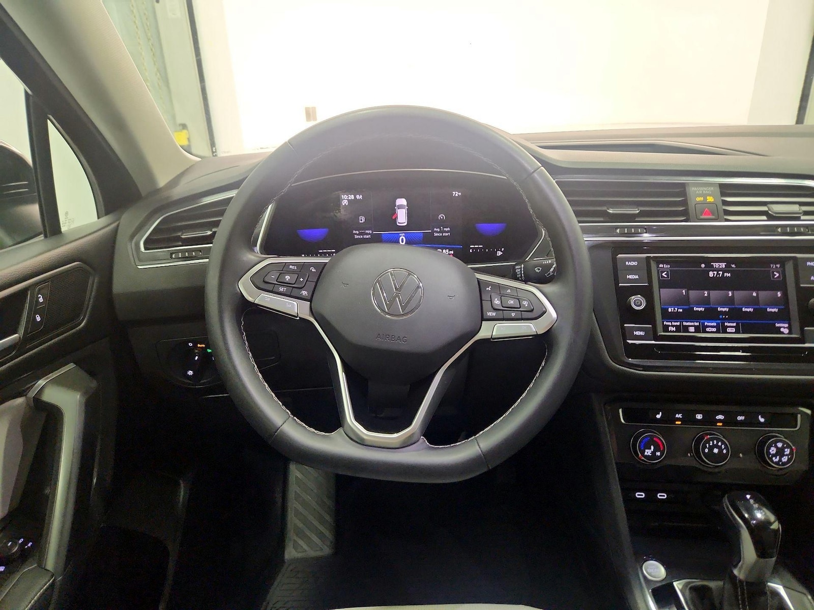 2022 Volkswagen Tiguan S - Photo 11
