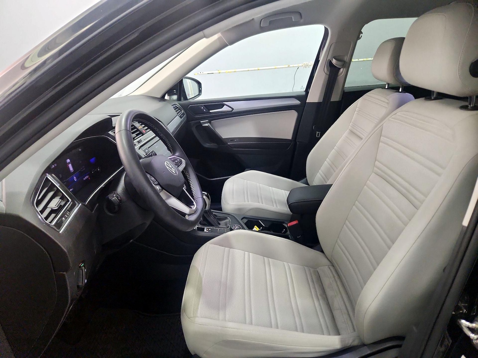 2022 Volkswagen Tiguan S - Photo 12