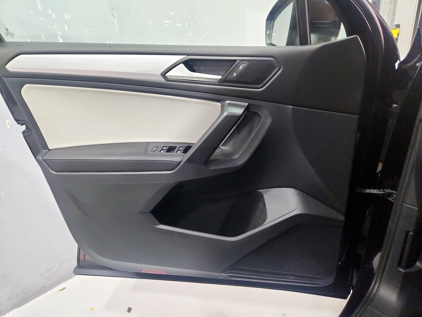 2022 Volkswagen Tiguan S - Photo 13