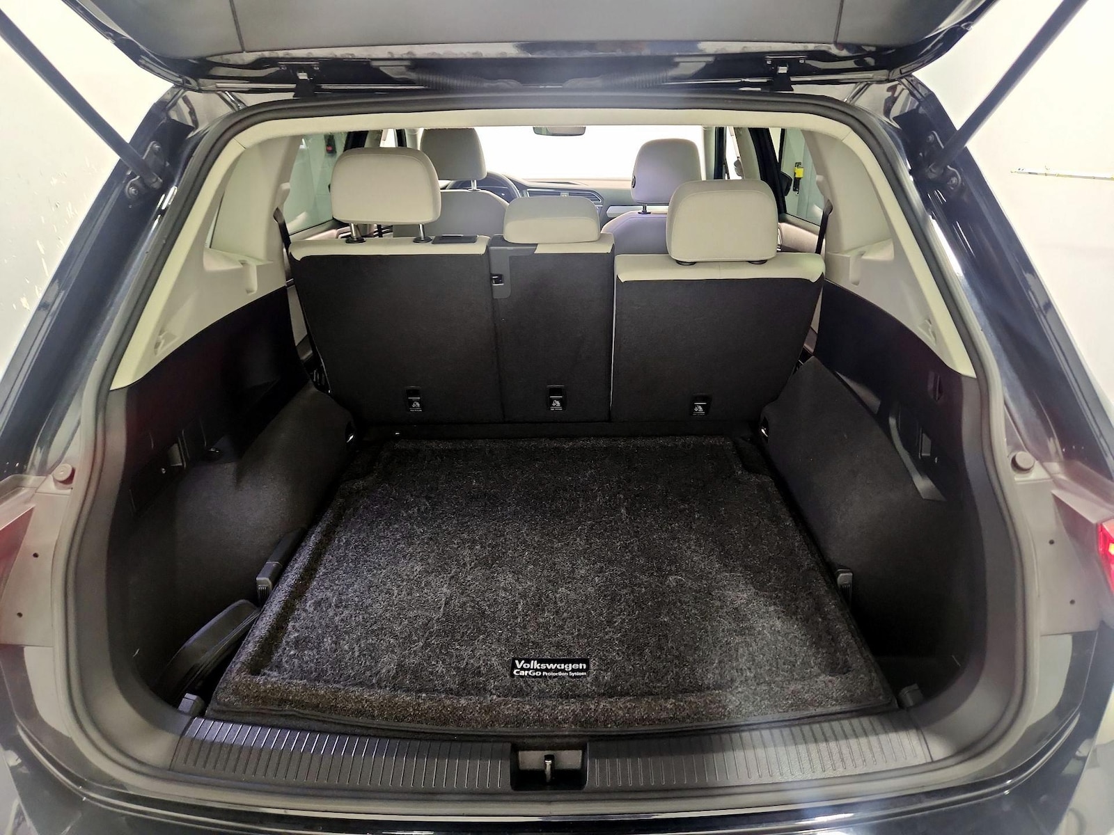 2022 Volkswagen Tiguan S - Photo 20