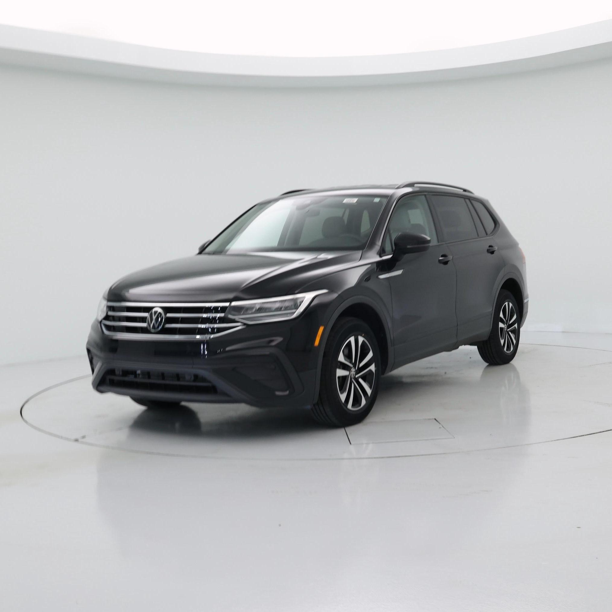 Thumbnail: 2022 Volkswagen Tiguan - 4