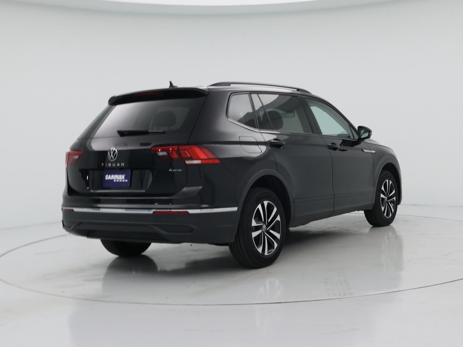 2022 Volkswagen Tiguan S - Photo 9