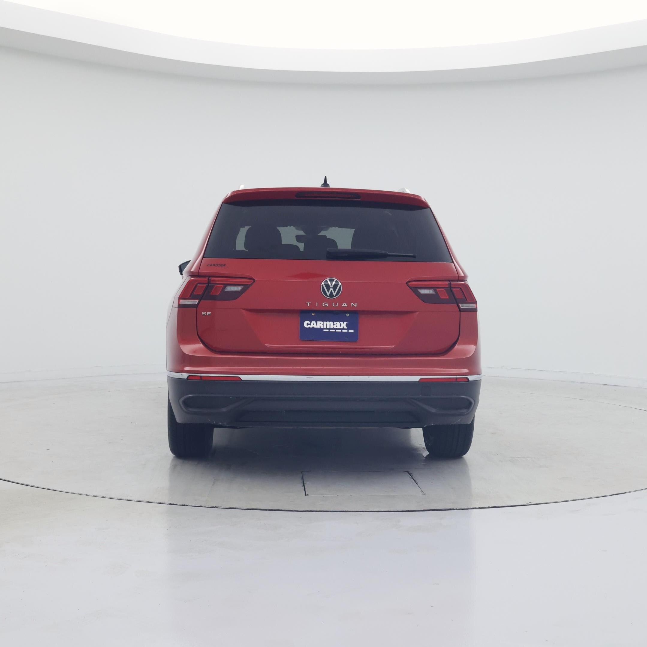 Thumbnail: 2023 Volkswagen Tiguan - 6