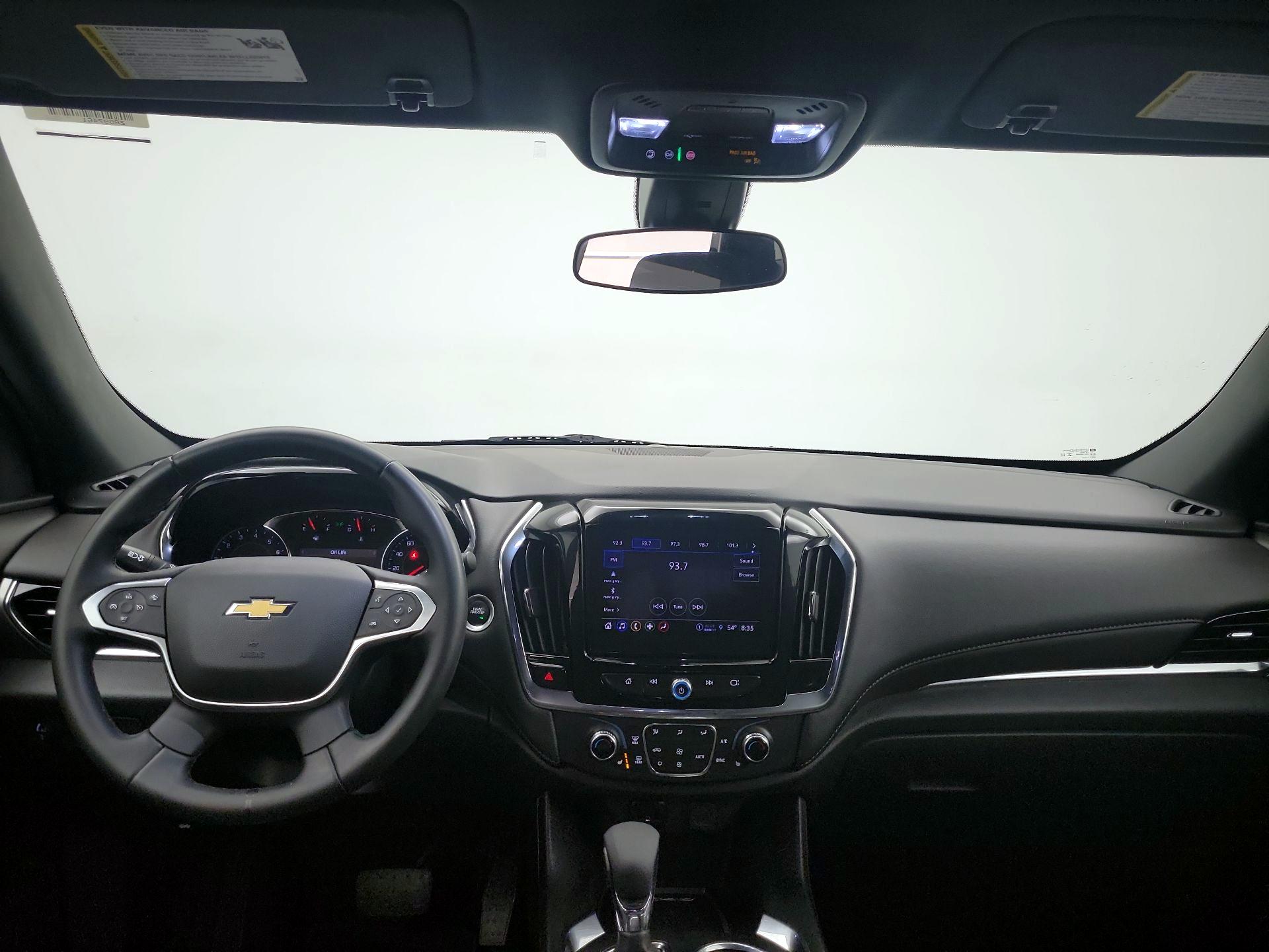 Thumbnail: 2023 Chevrolet Traverse - 9