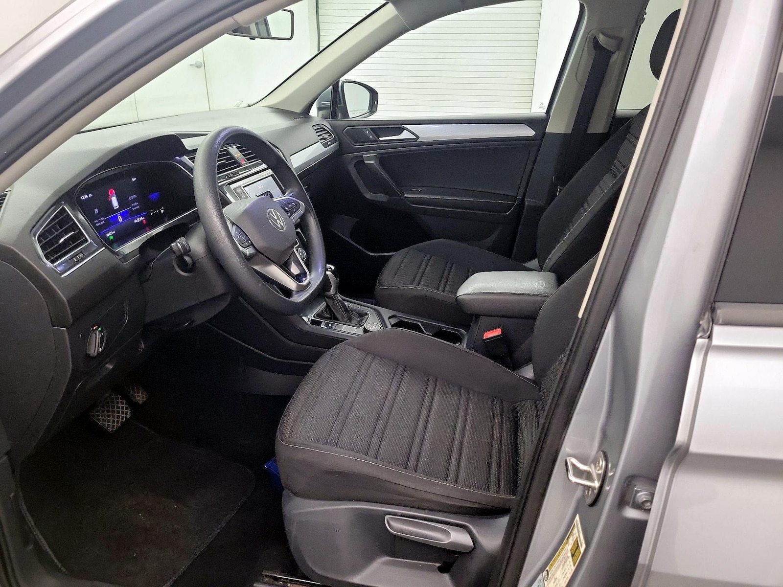 2022 Volkswagen Tiguan S - Photo 10