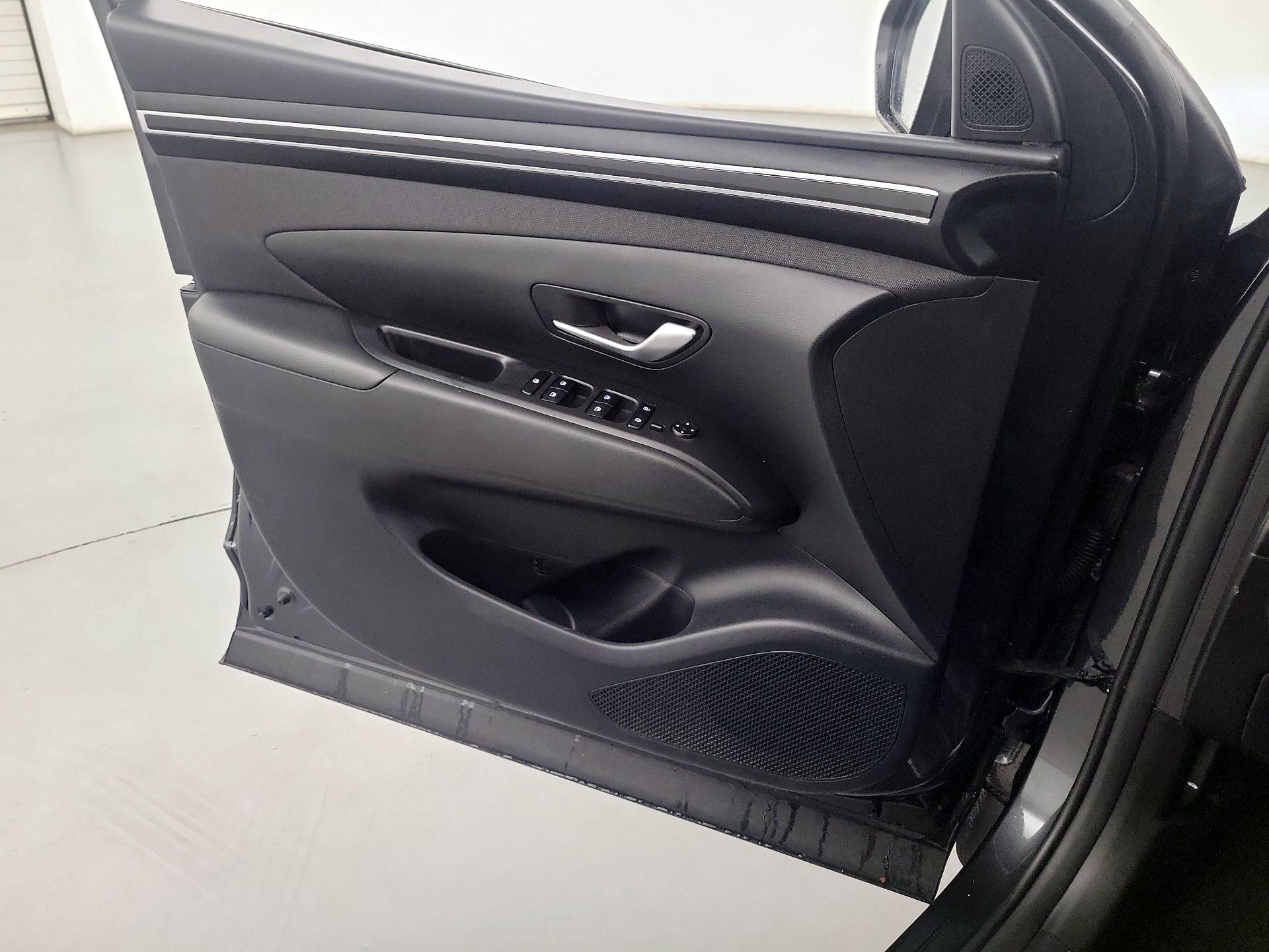 Thumbnail: 2023 Hyundai Tucson - 12