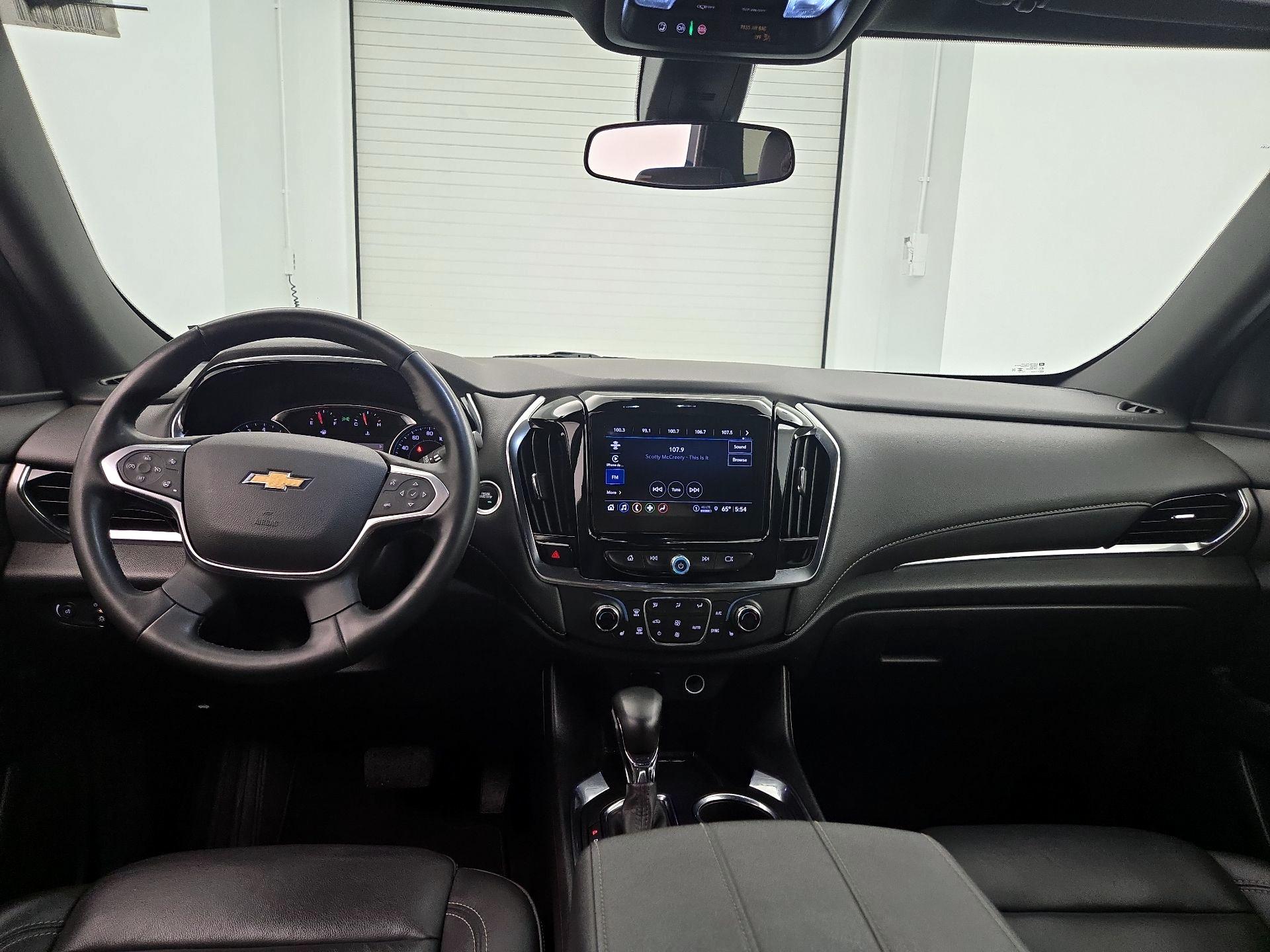 Thumbnail: 2023 Chevrolet Traverse - 9