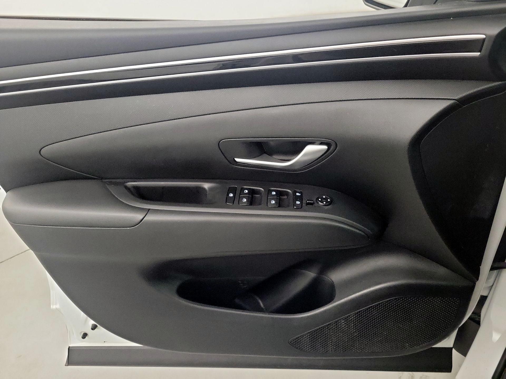Thumbnail: 2023 Hyundai Tucson - 12