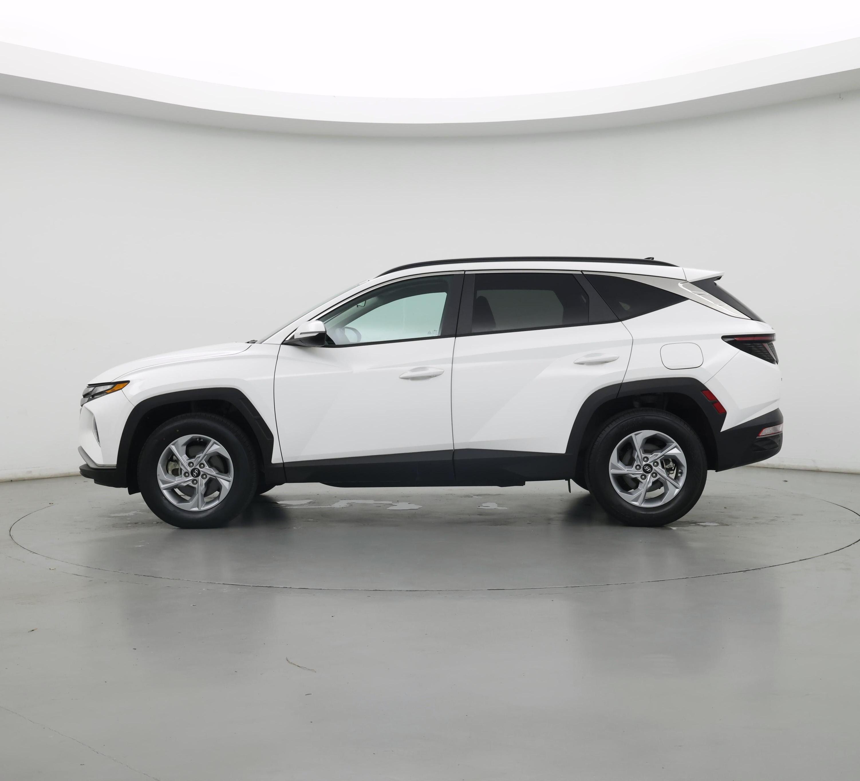 Thumbnail: 2023 Hyundai Tucson - 3