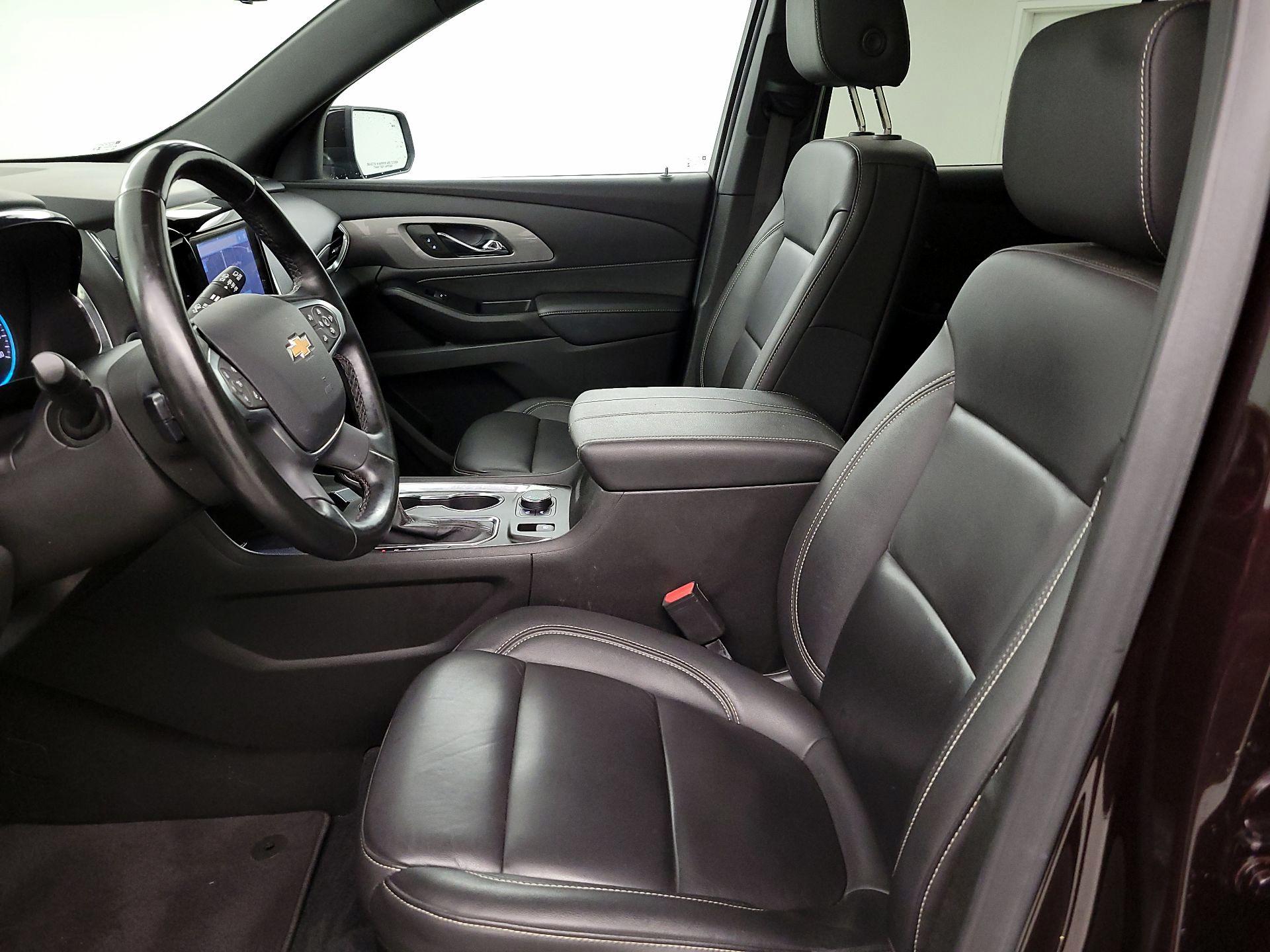 Thumbnail: 2023 Chevrolet Traverse - 11