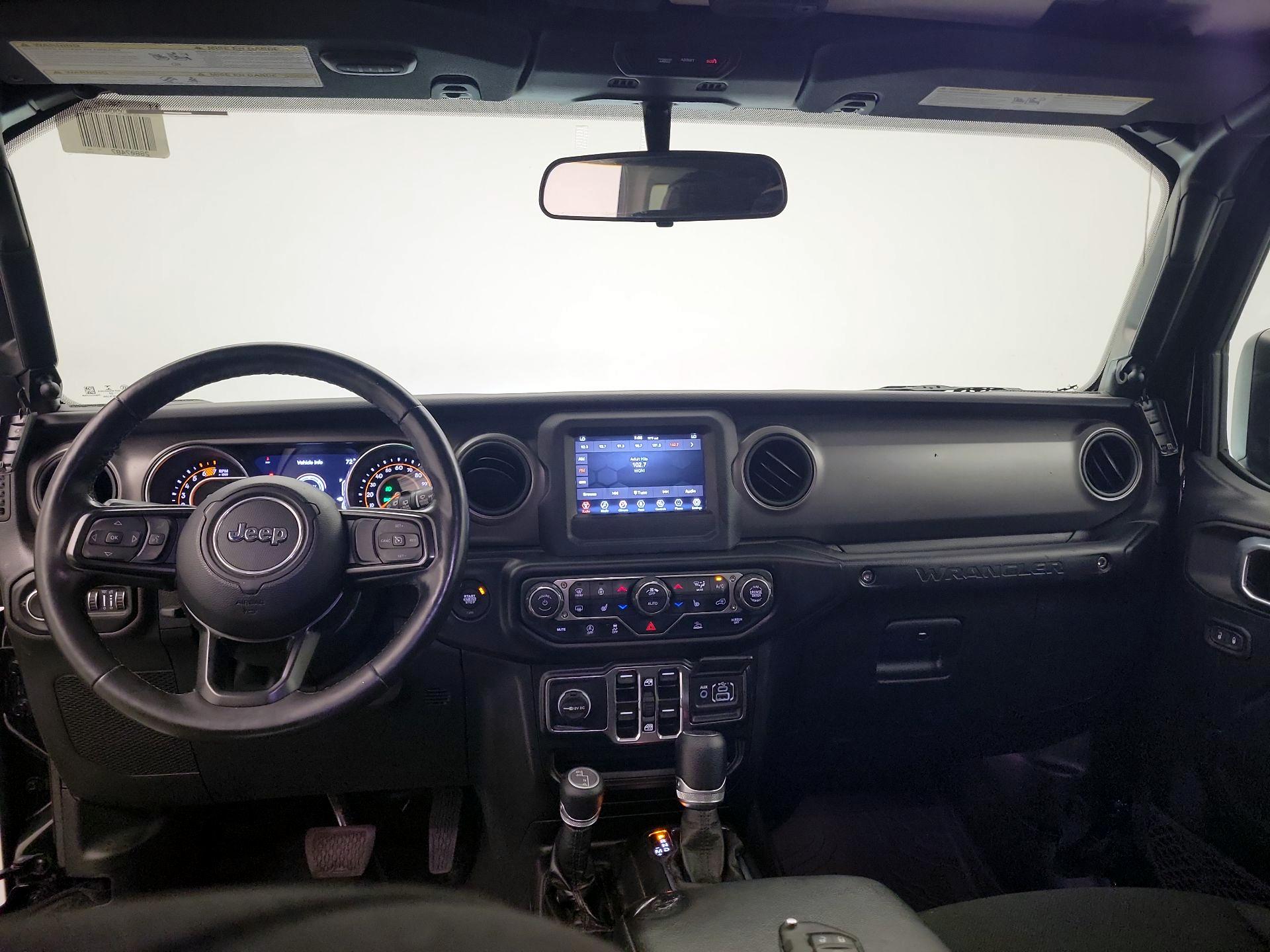 Thumbnail: 2022 Jeep Wrangler - 9