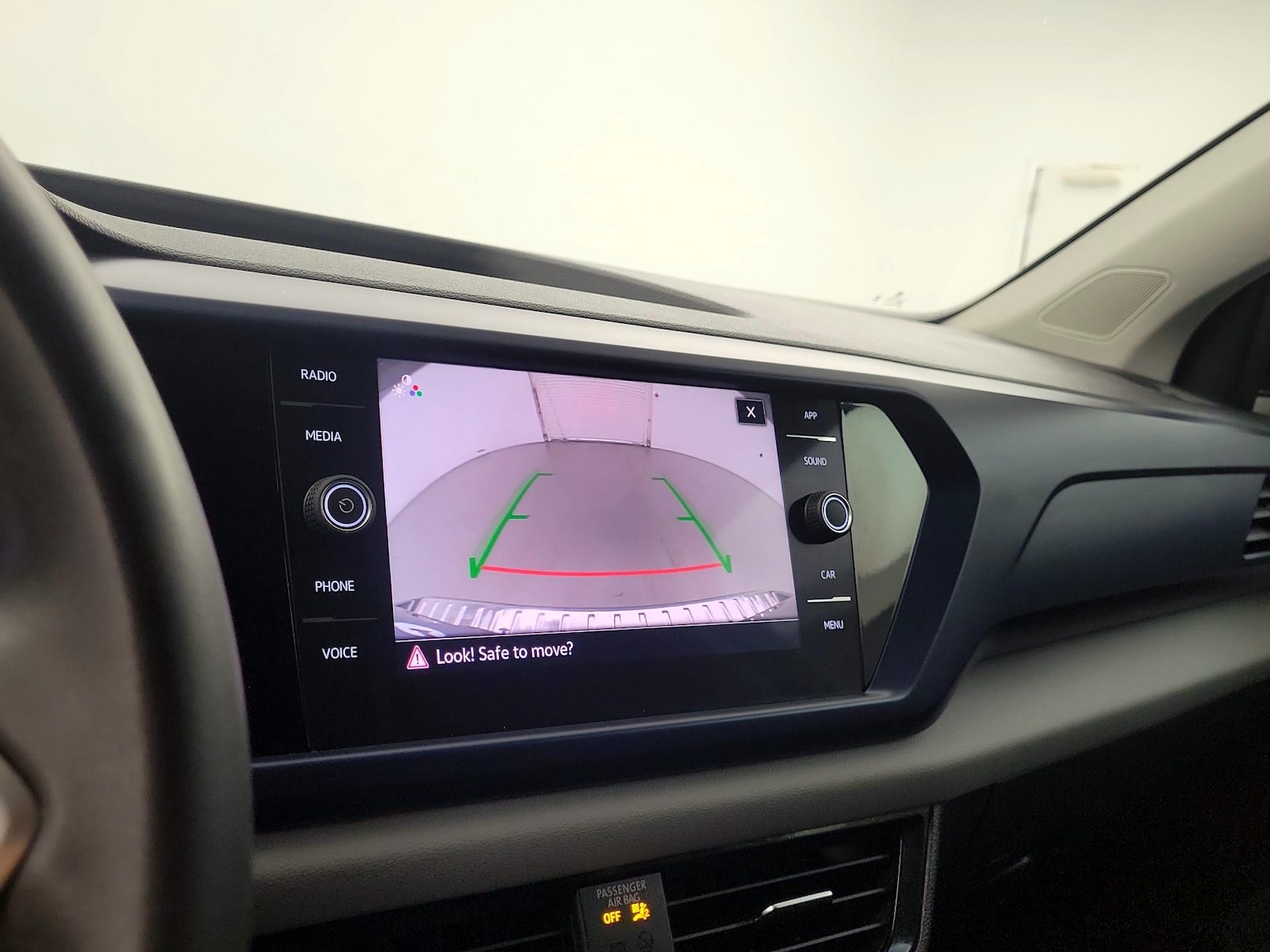 2023 Volkswagen Taos SE - Photo 13