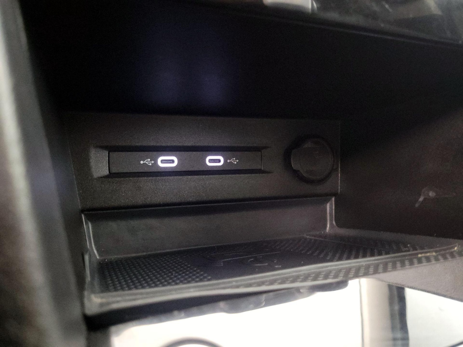 2023 Volkswagen Taos SE - Photo 17