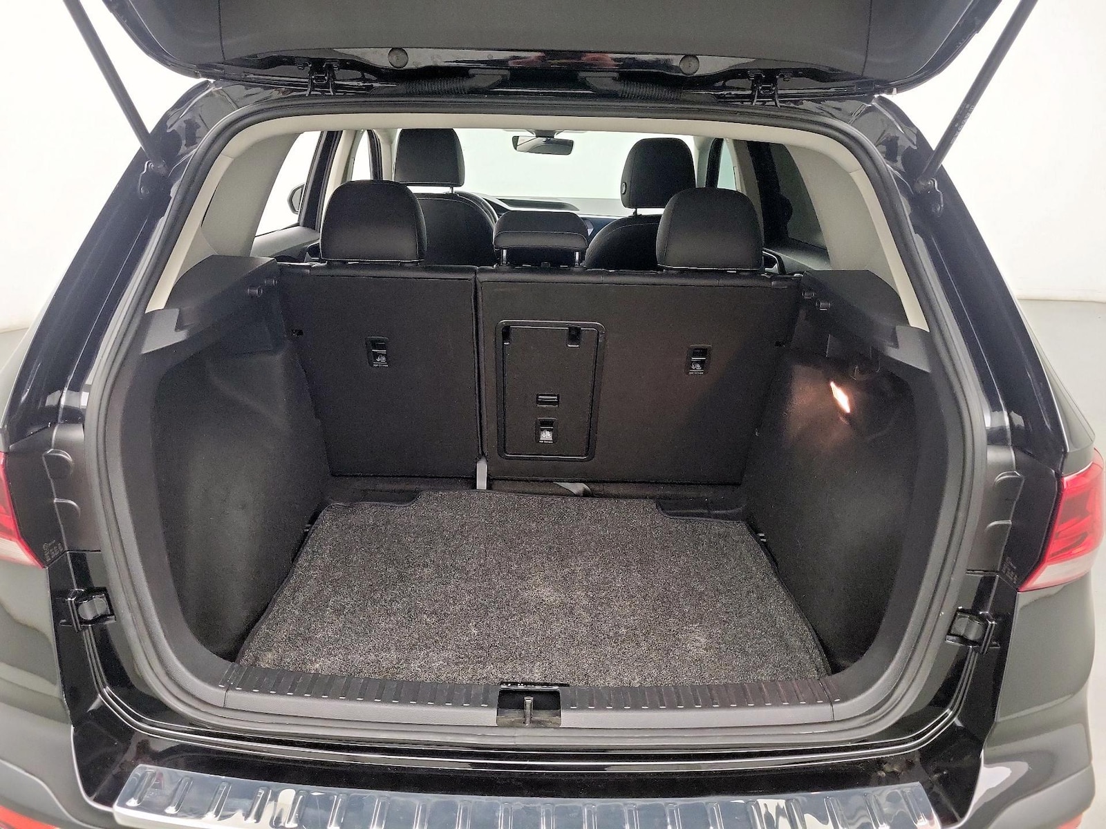 2023 Volkswagen Taos SE - Photo 19
