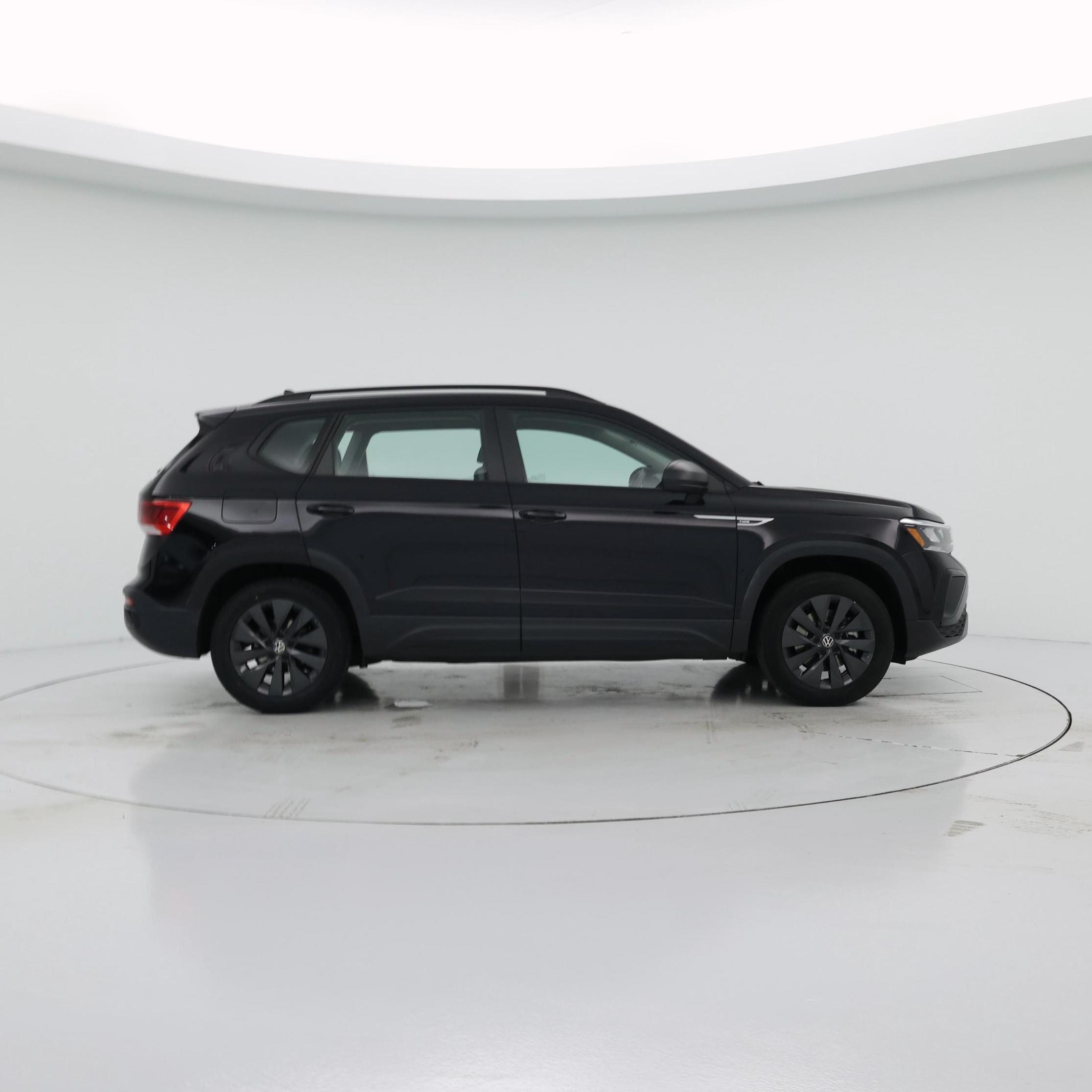 Thumbnail: 2022 Volkswagen Taos - 7