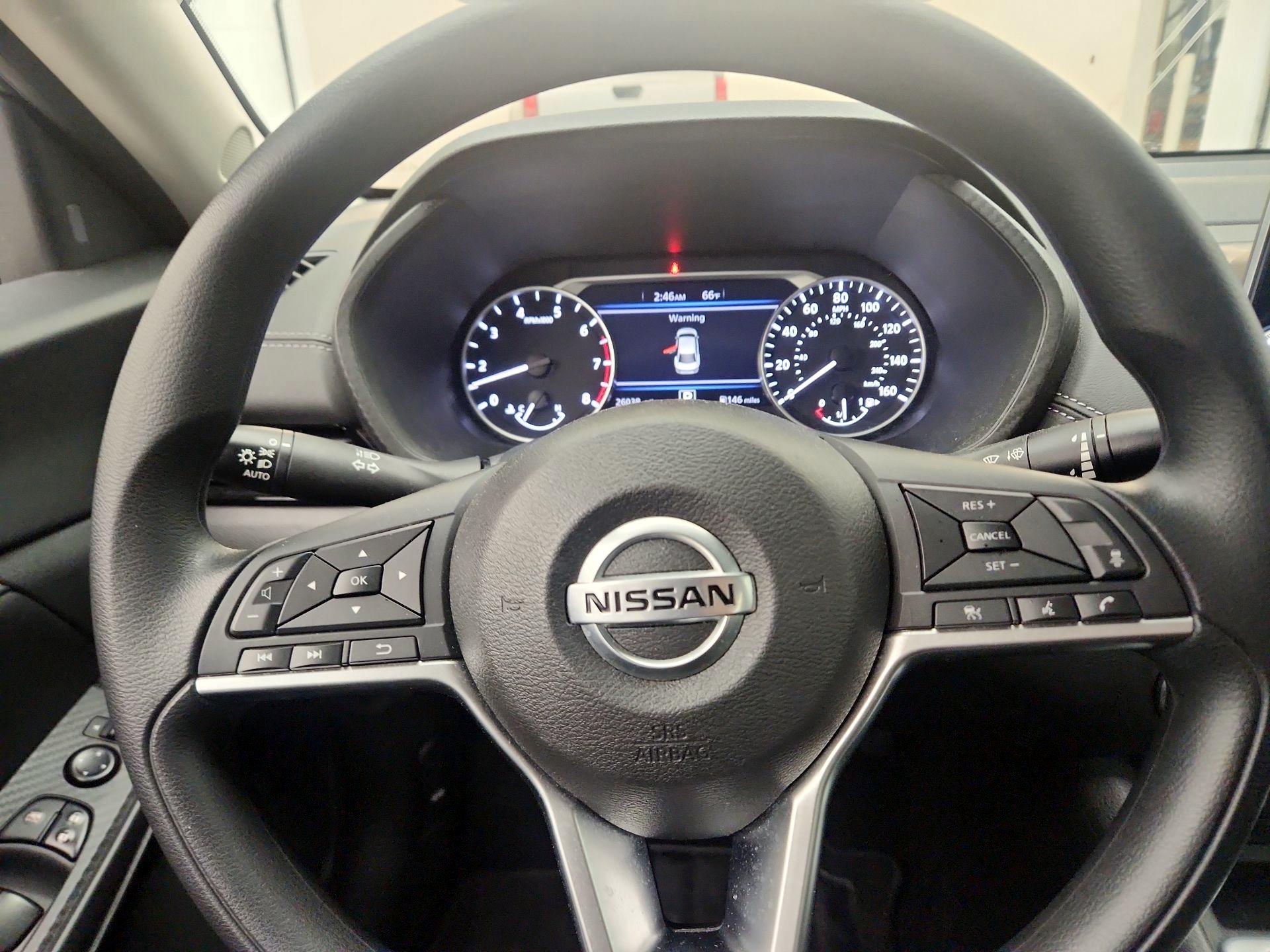 Thumbnail: 2023 Nissan Sentra - 10