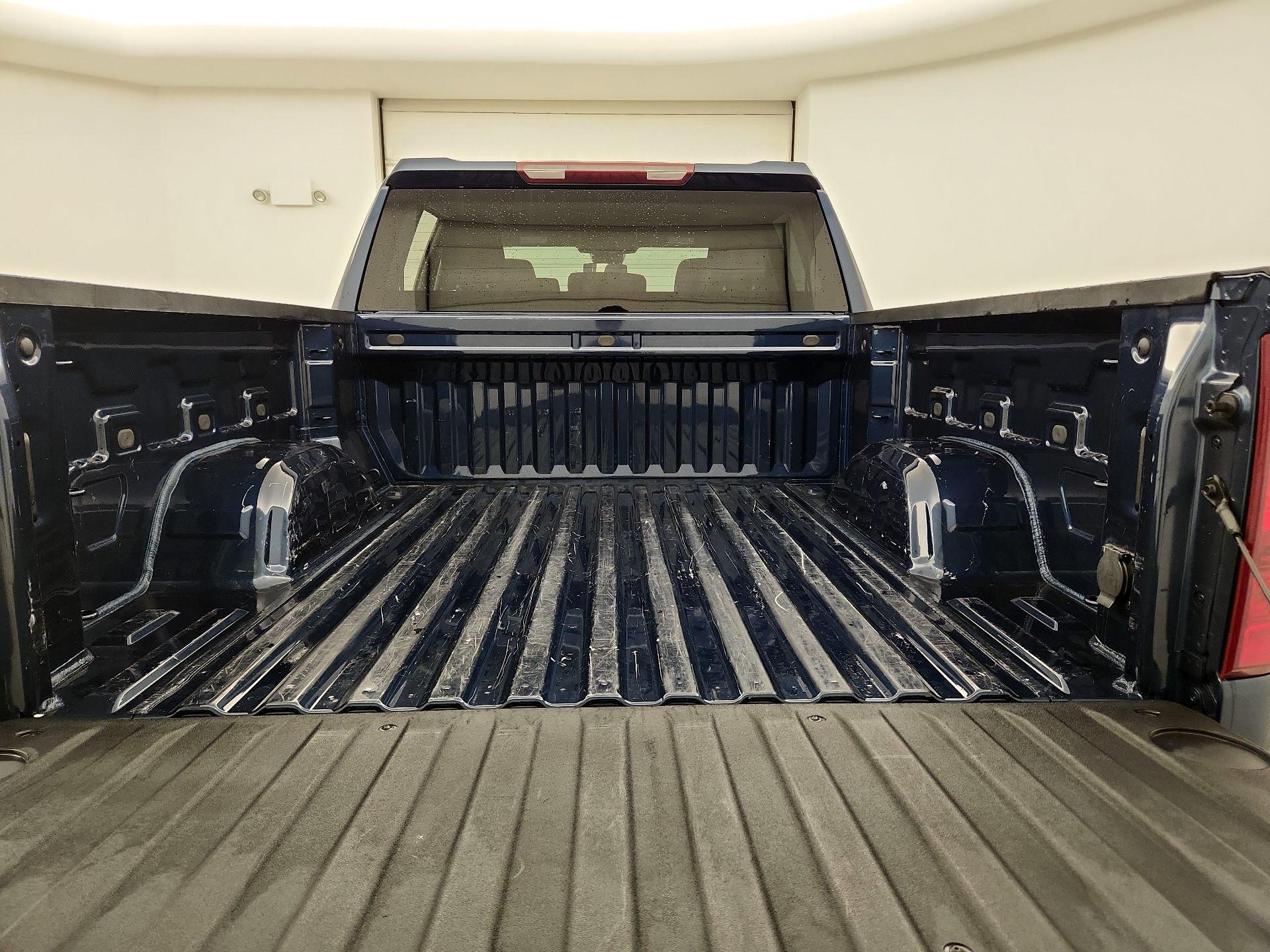 Thumbnail: 2023 Chevrolet Silverado 1500 - 18