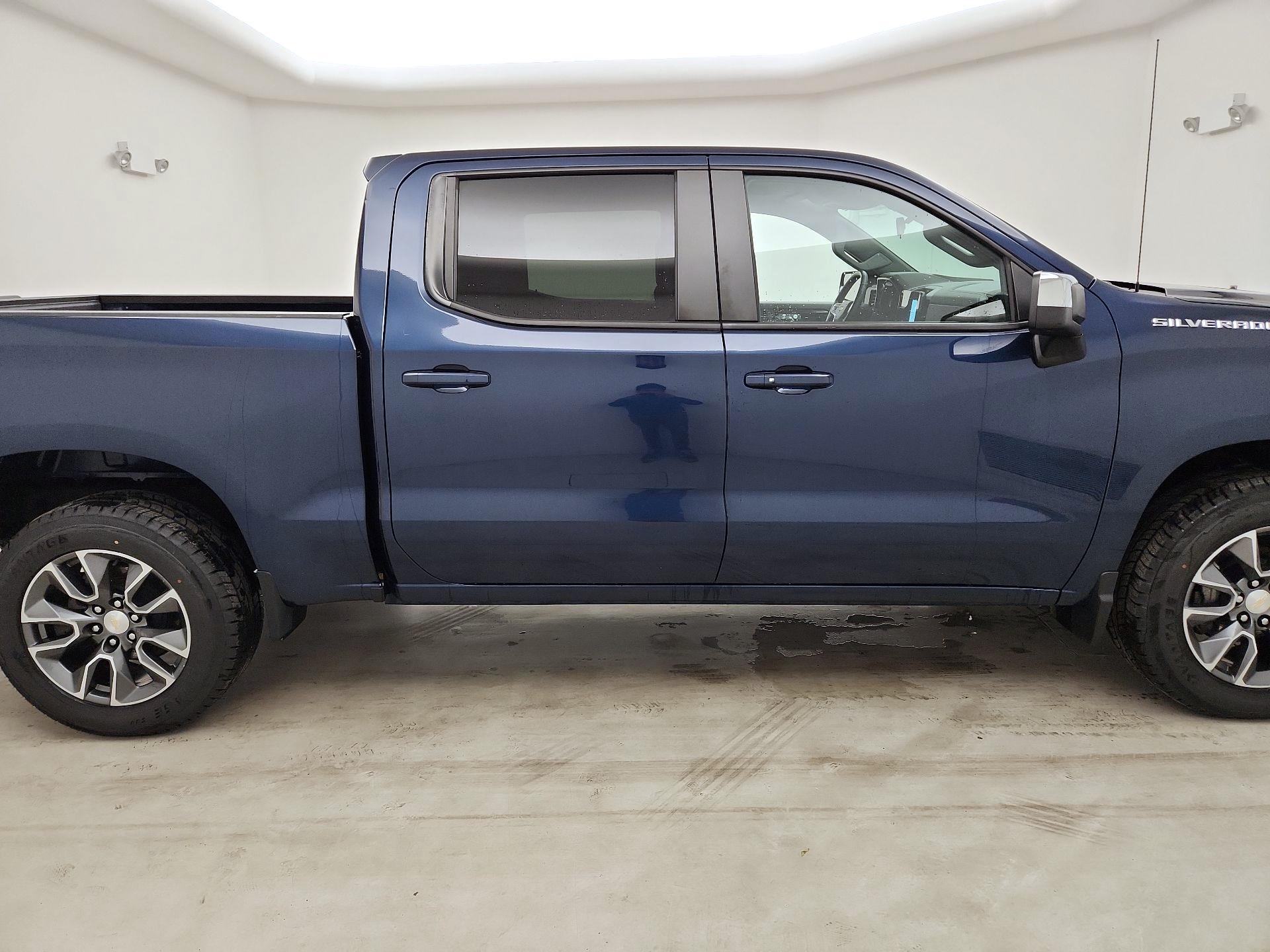 Thumbnail: 2023 Chevrolet Silverado 1500 - 4