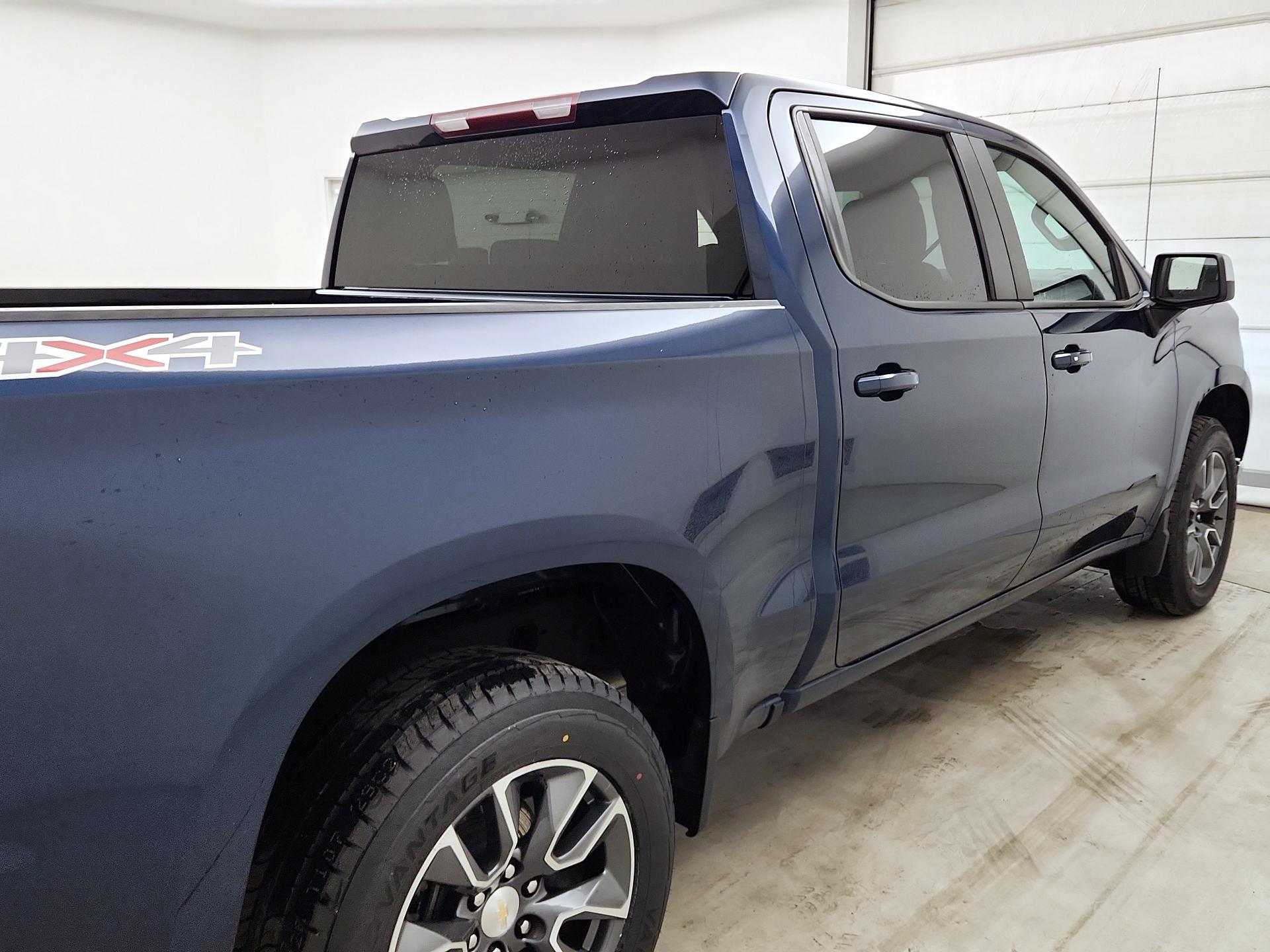 Thumbnail: 2023 Chevrolet Silverado 1500 - 5