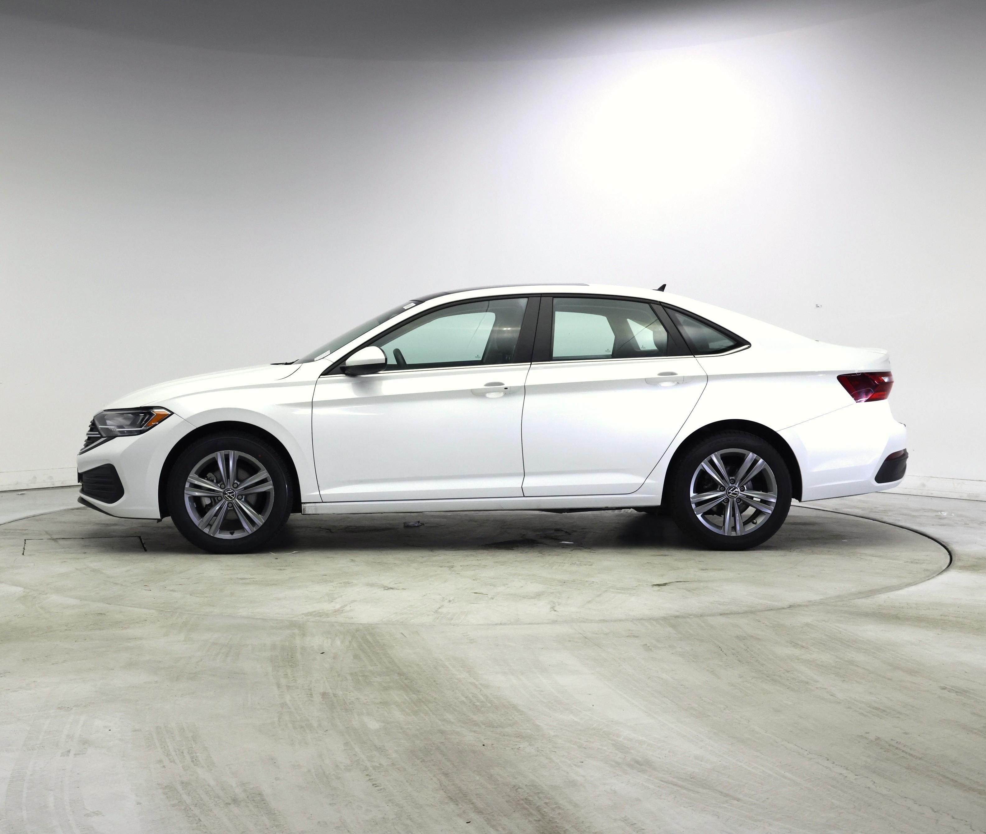 Thumbnail: 2023 Volkswagen Jetta - 3