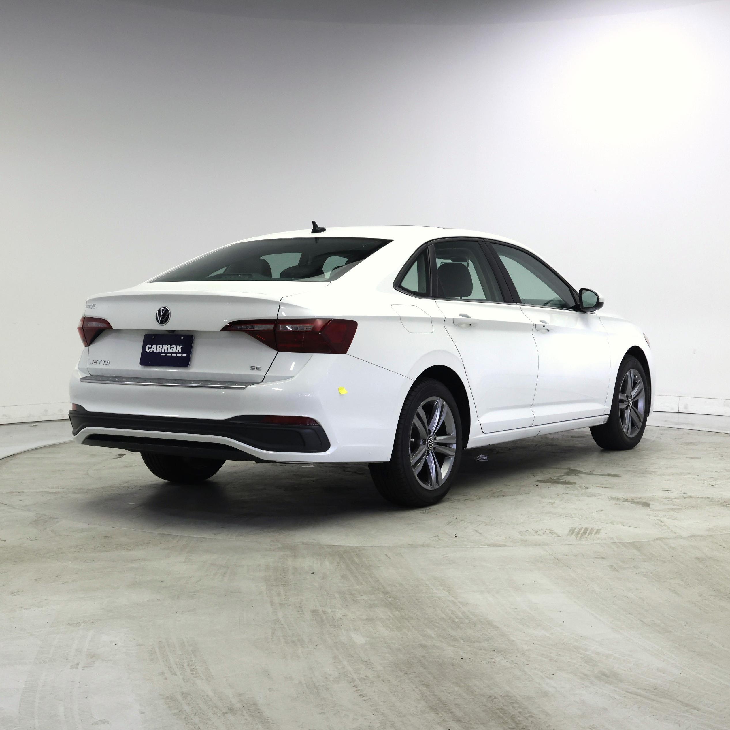Thumbnail: 2023 Volkswagen Jetta - 8