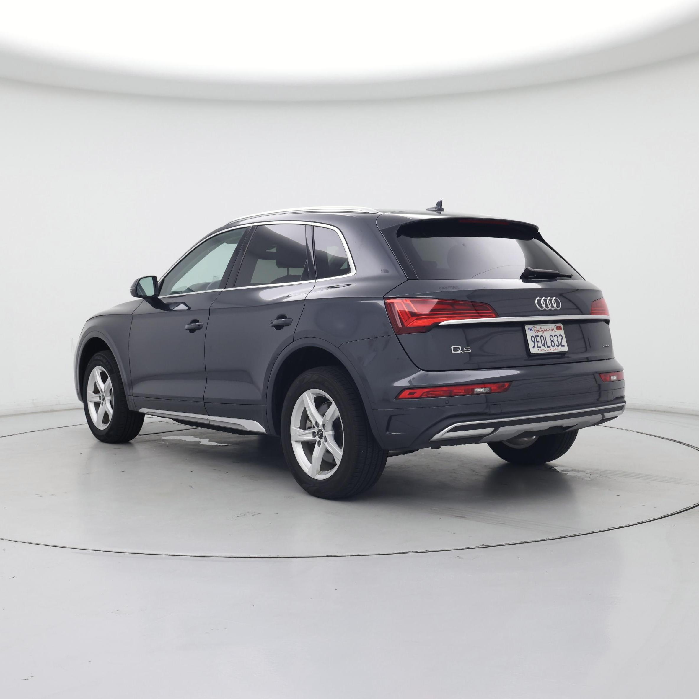 Thumbnail: 2023 Audi Q5 - 2