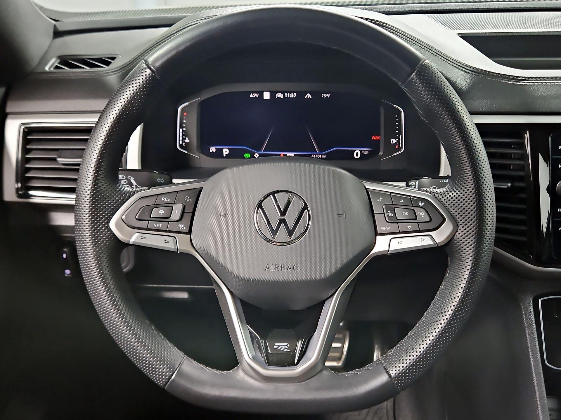 Thumbnail: 2023 Volkswagen Atlas - 10