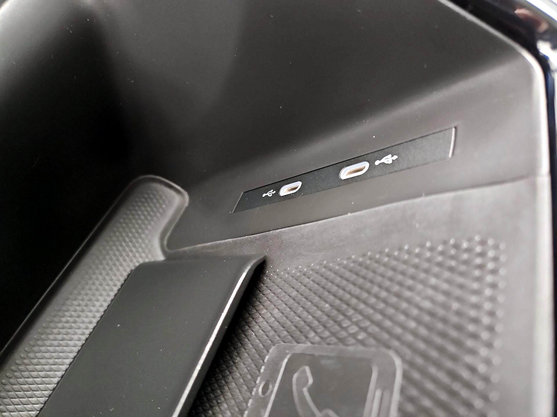 Thumbnail: 2023 Volkswagen ID.4 - 18