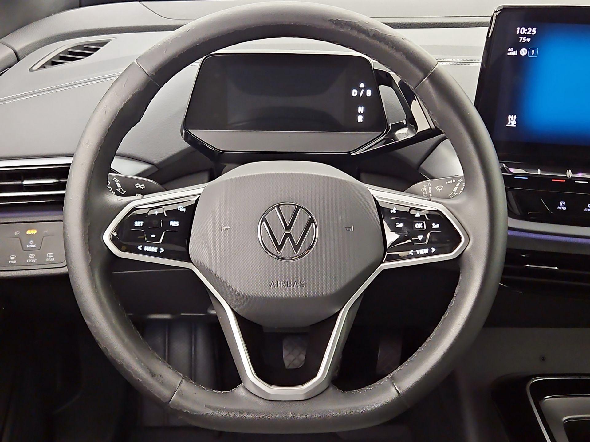 Thumbnail: 2023 Volkswagen ID.4 - 10