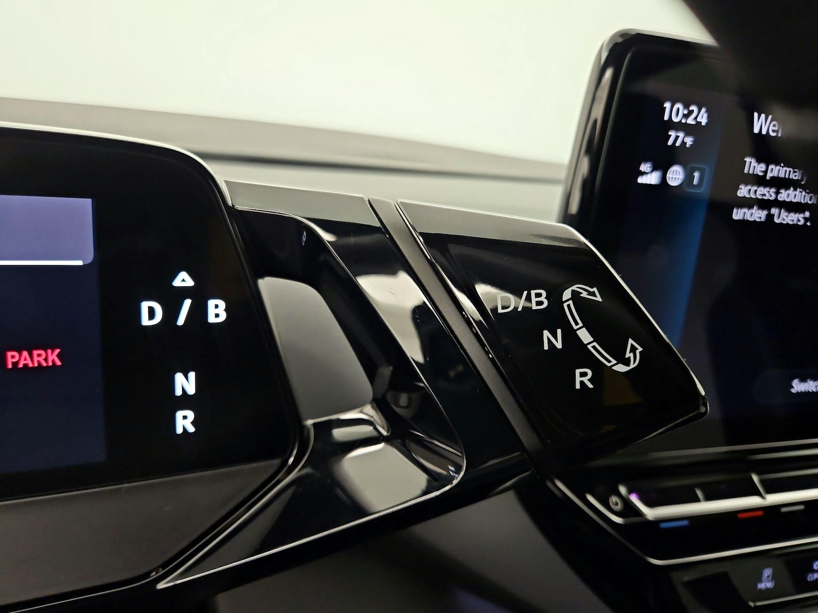 2023 Volkswagen ID.4 PRO - Photo 19