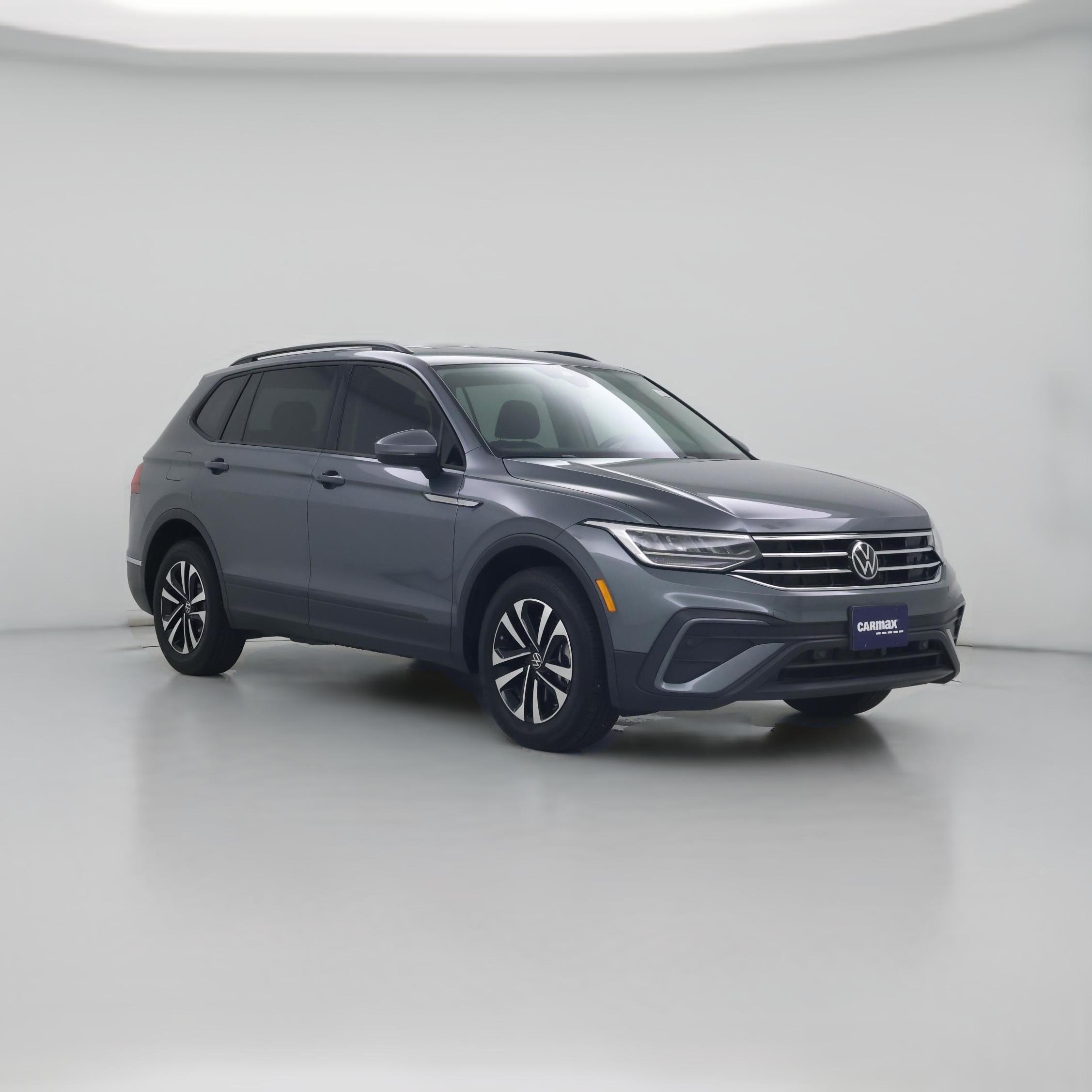 Thumbnail: 2023 Volkswagen Tiguan - 1