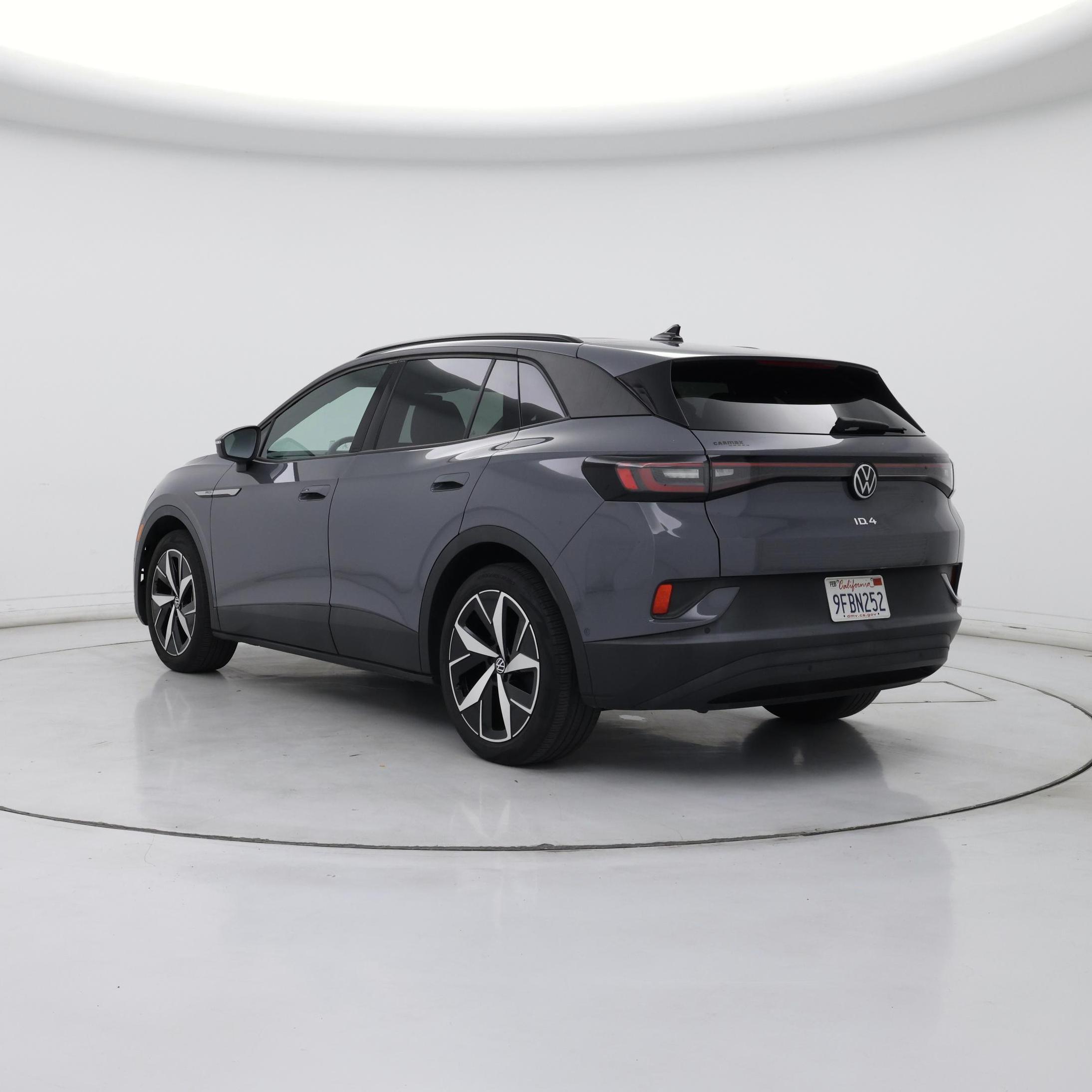 Thumbnail: 2023 Volkswagen ID.4 - 2