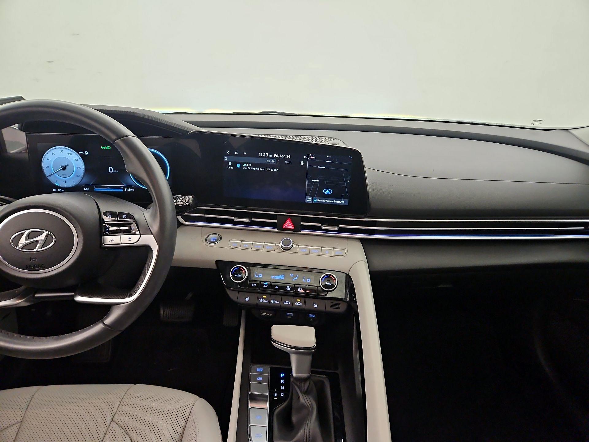 Thumbnail: 2023 Hyundai Elantra - 9