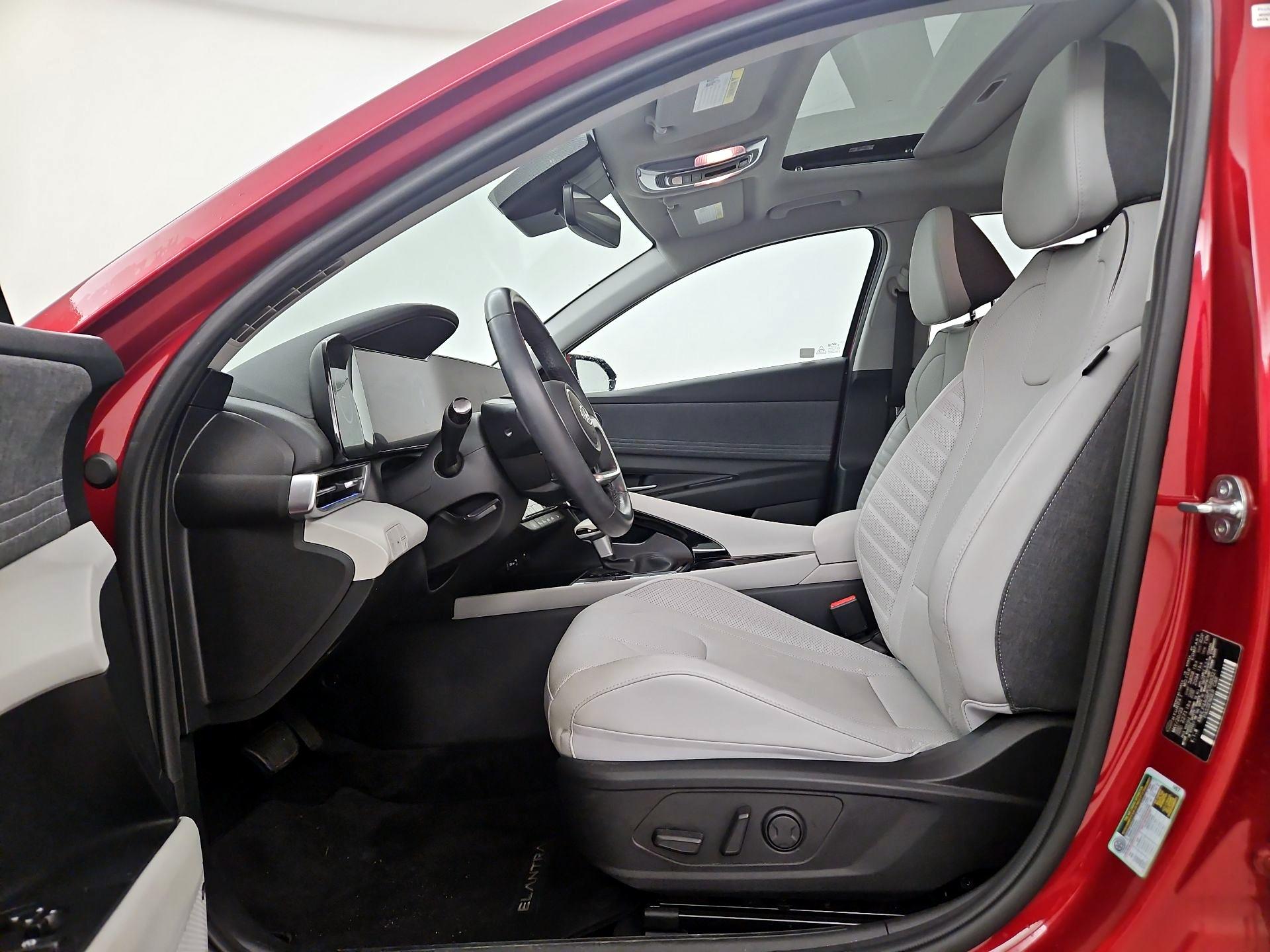 Thumbnail: 2023 Hyundai Elantra - 11
