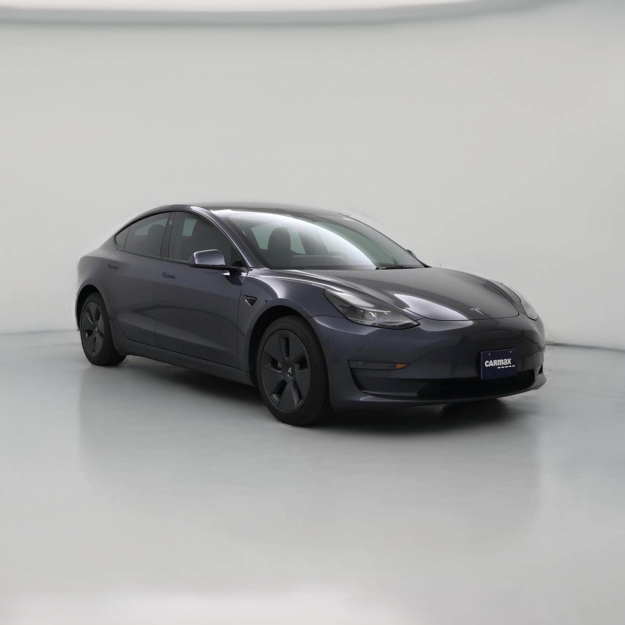 Thumbnail: 2023 Tesla Model 3 - 1