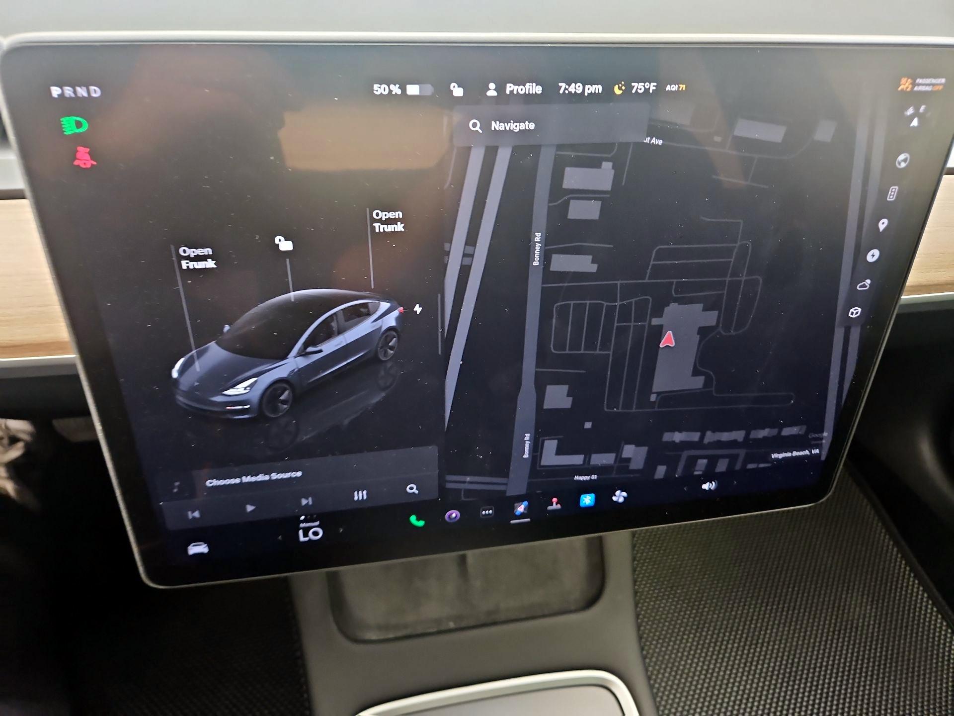 Thumbnail: 2023 Tesla Model 3 - 13