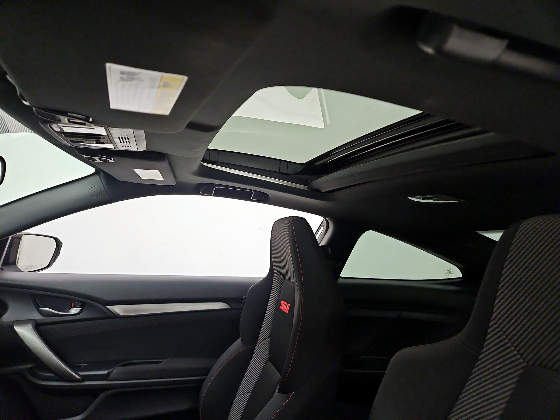 Thumbnail: 2019 Honda Civic - 19