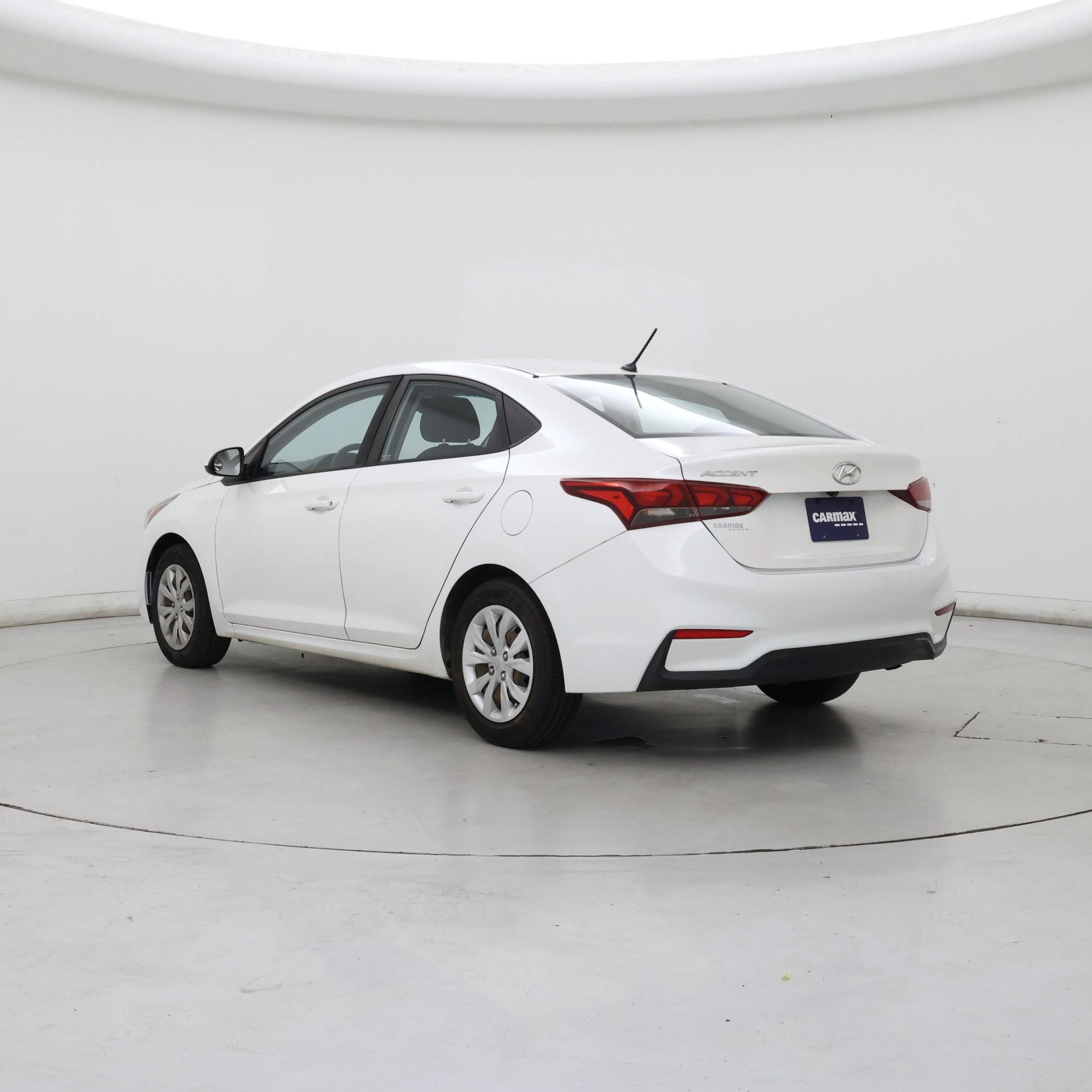 Thumbnail: 2019 Hyundai Accent - 2