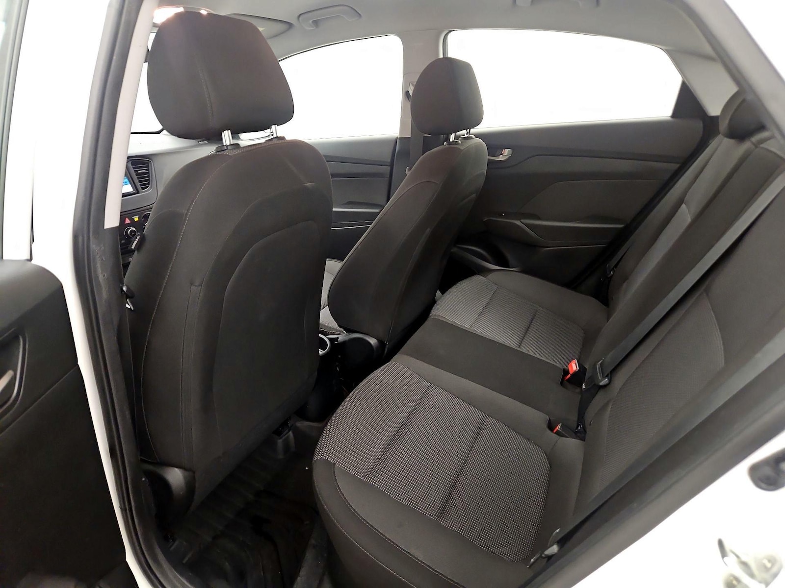 2019 Hyundai Accent SE - Photo 20
