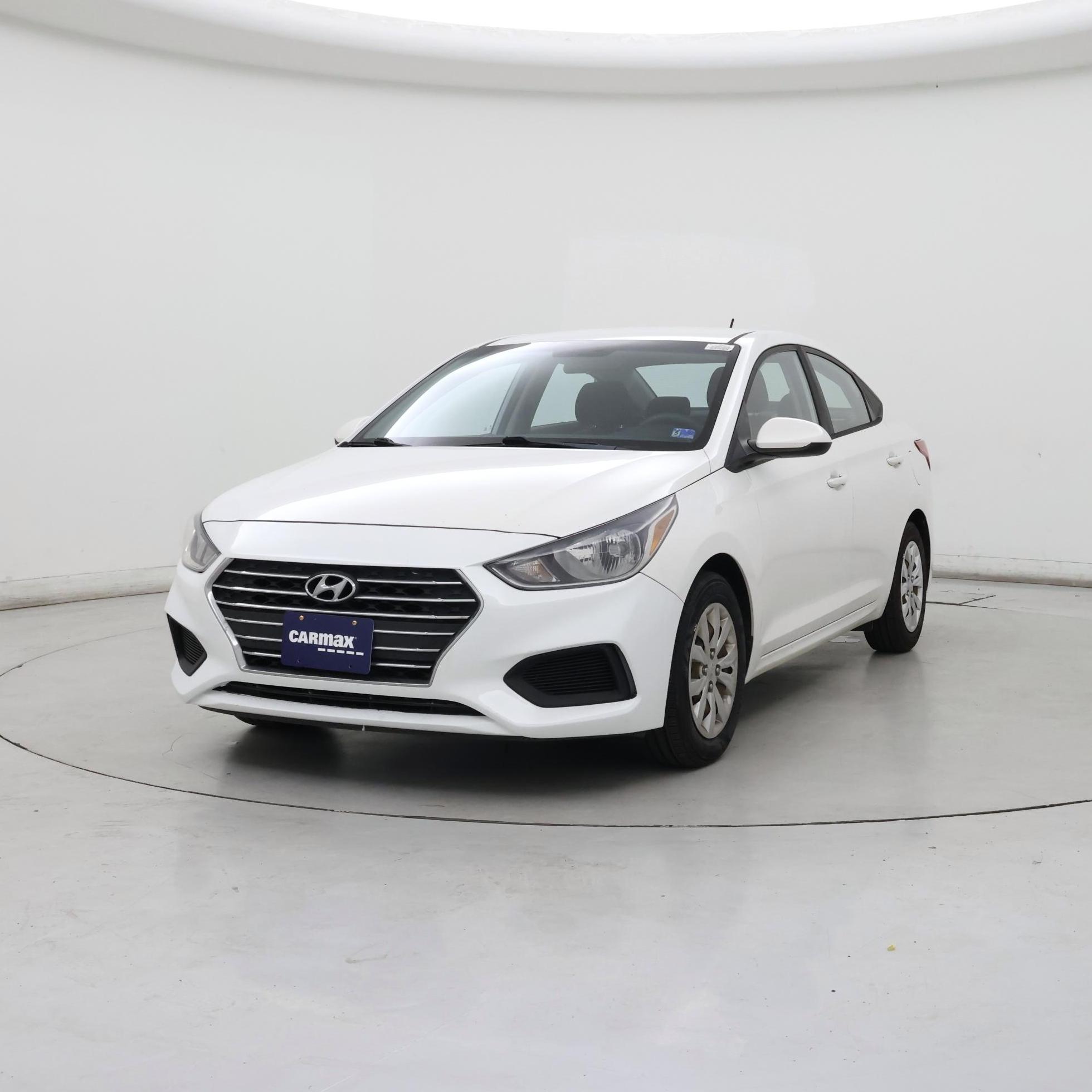 Thumbnail: 2019 Hyundai Accent - 4