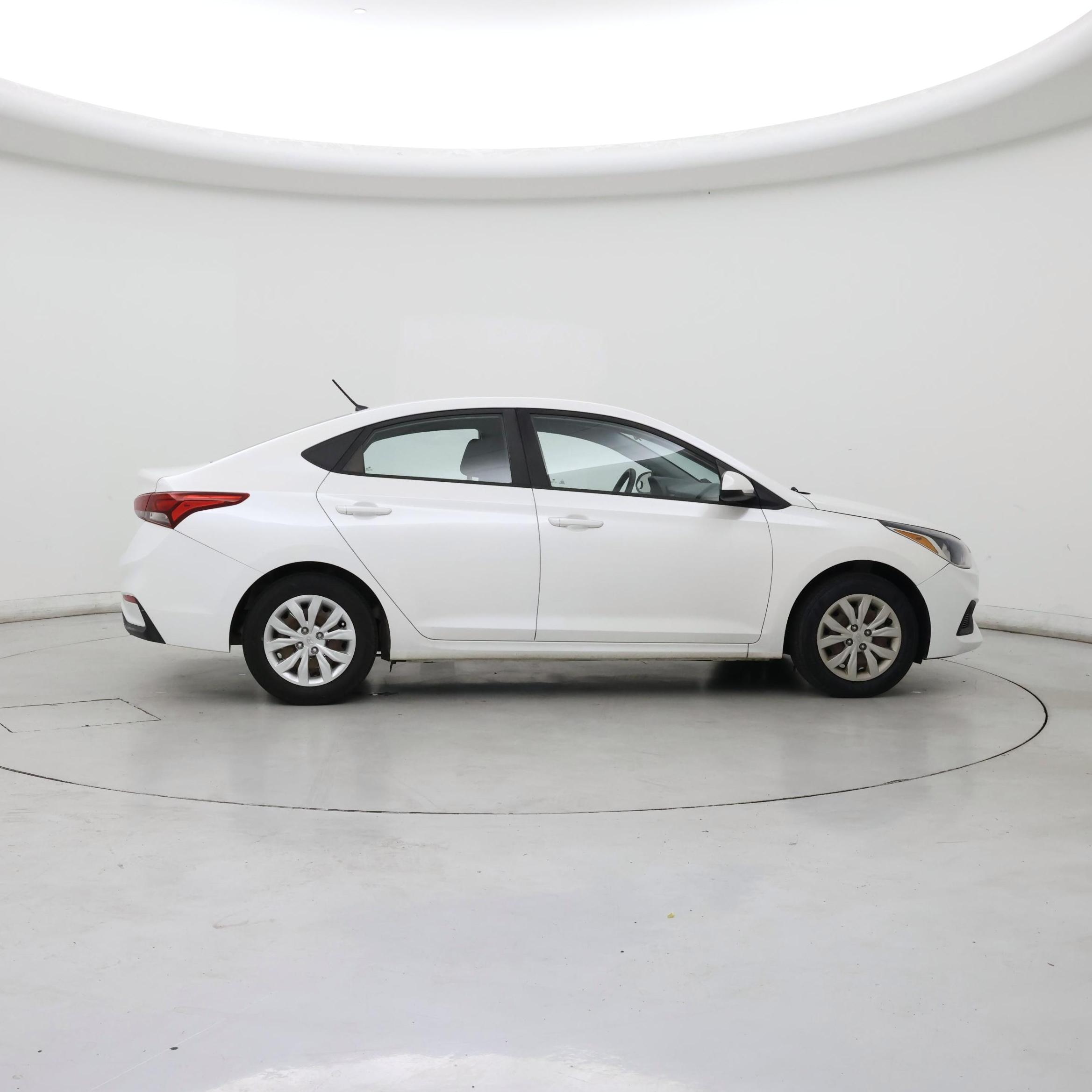 Thumbnail: 2019 Hyundai Accent - 7