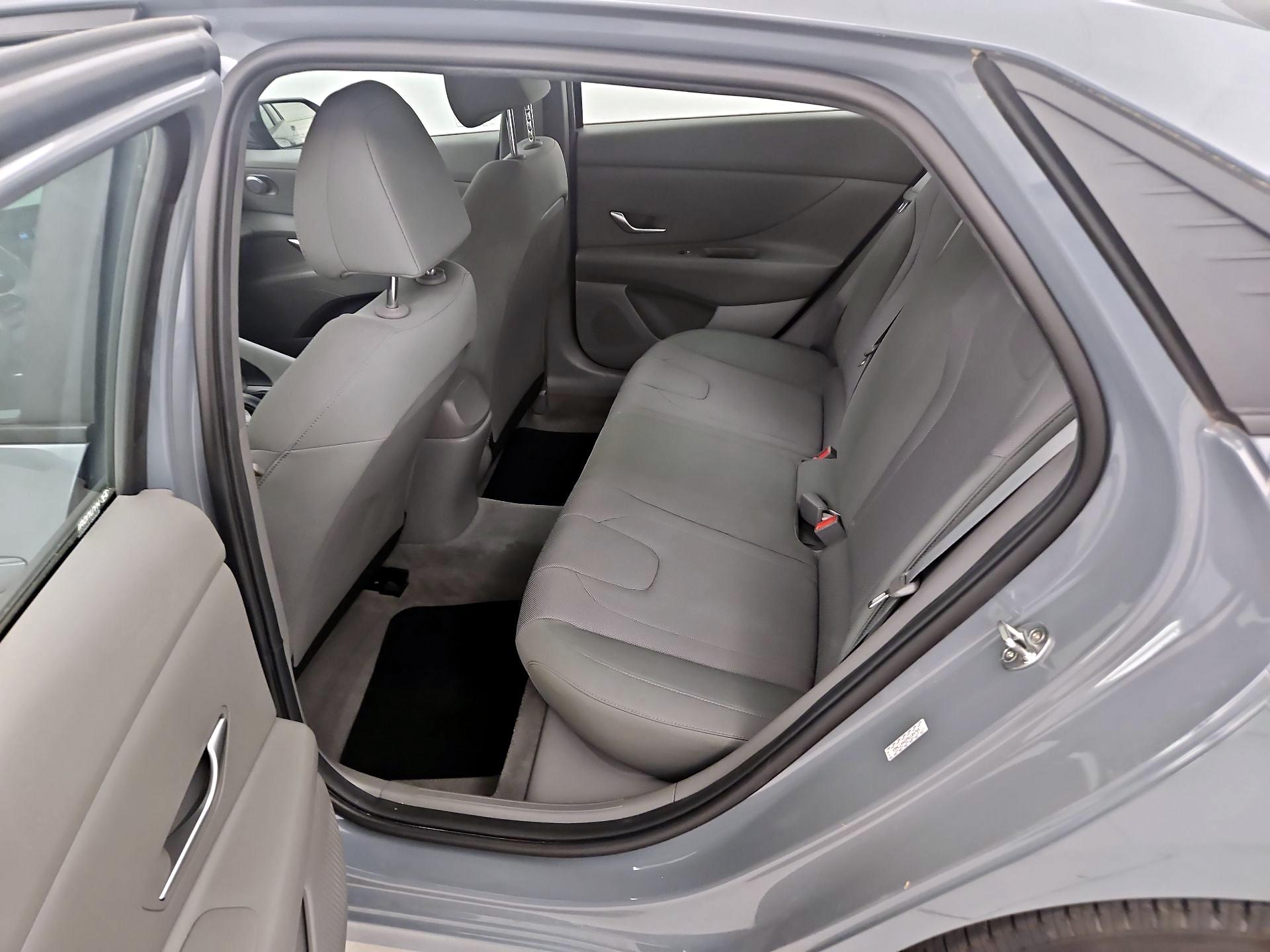 Thumbnail: 2021 Hyundai Elantra - 19