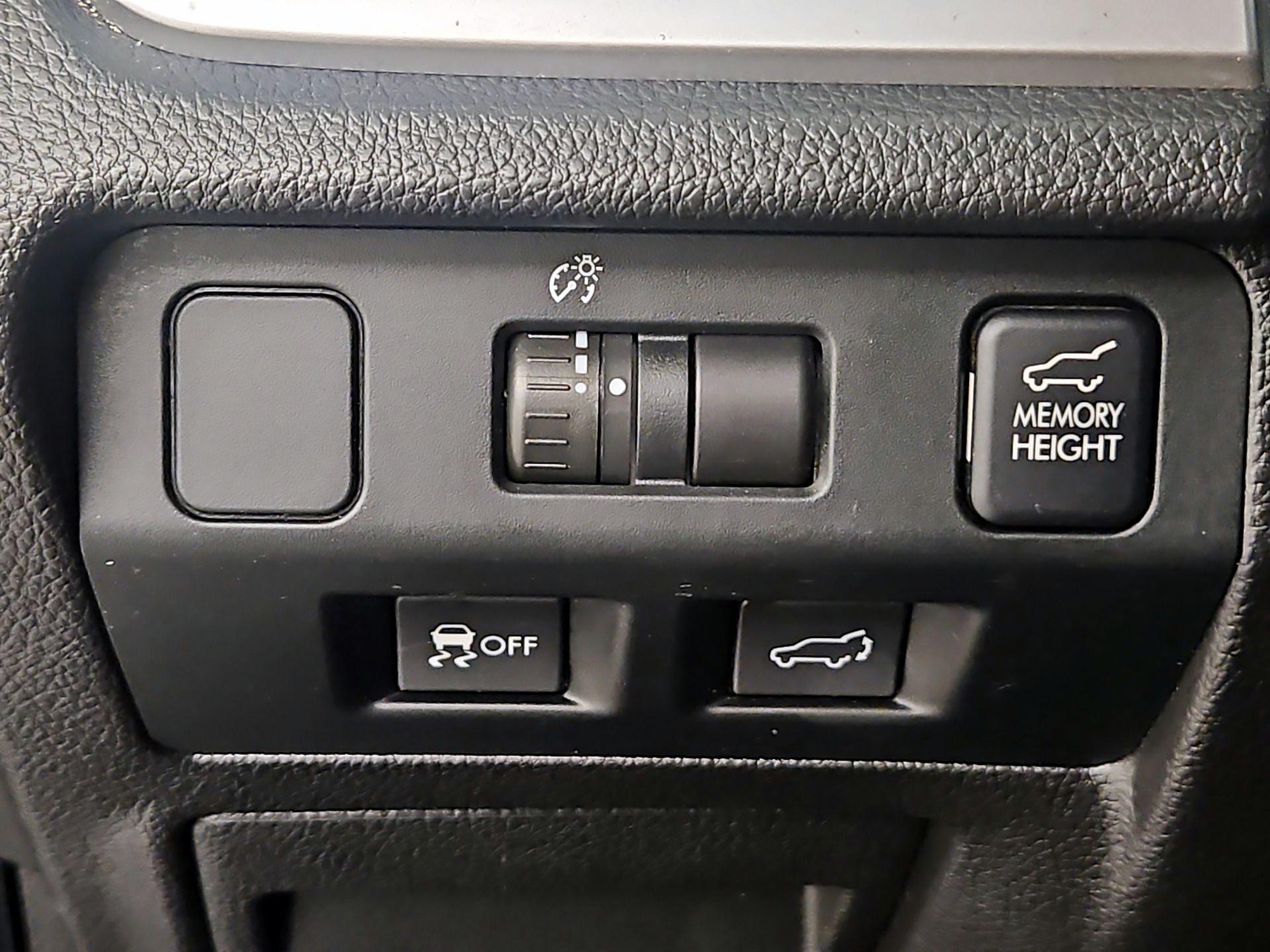 Thumbnail: 2014 Subaru Forester - 13