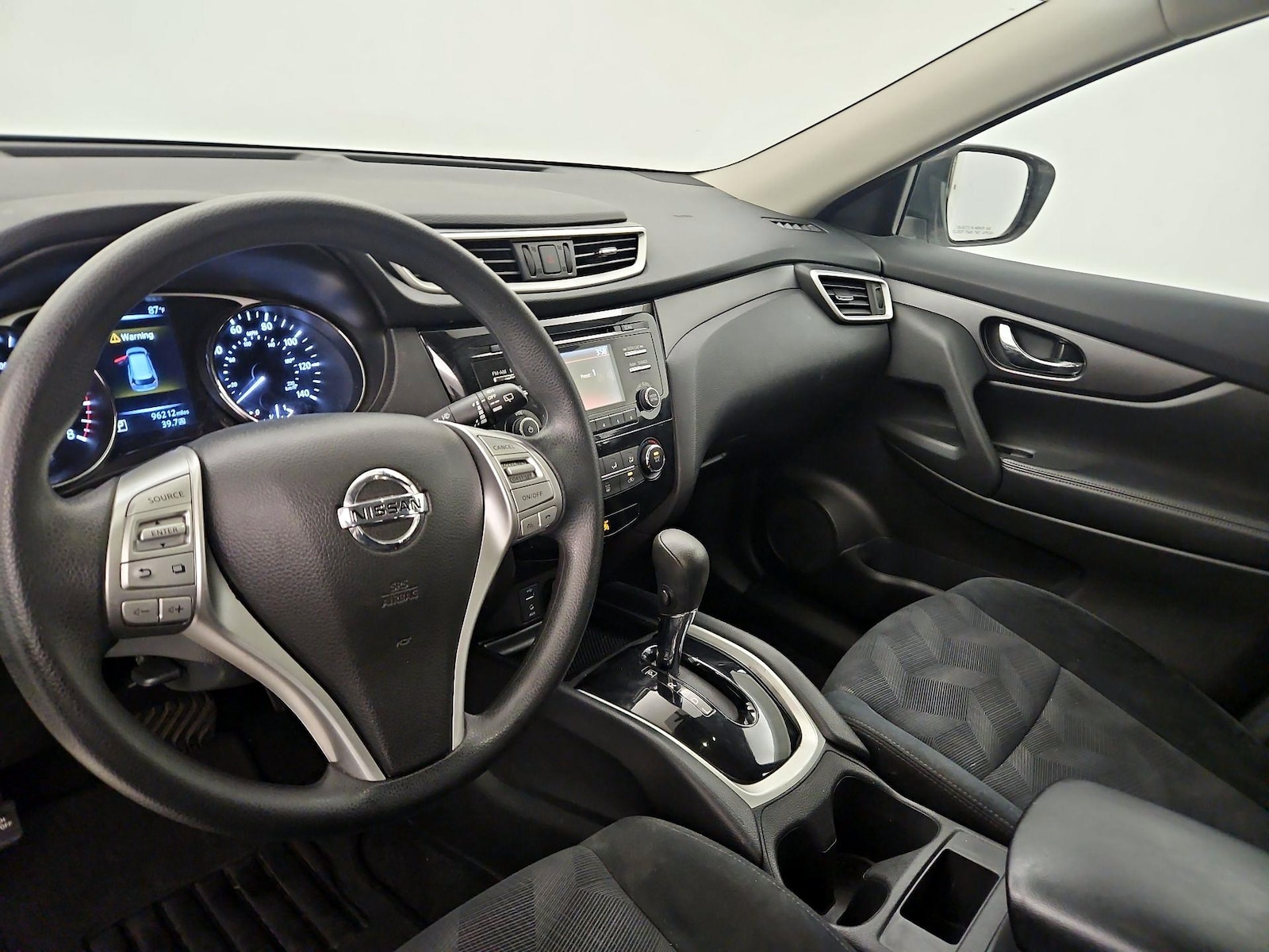 2016 Nissan Rogue S - Photo 10