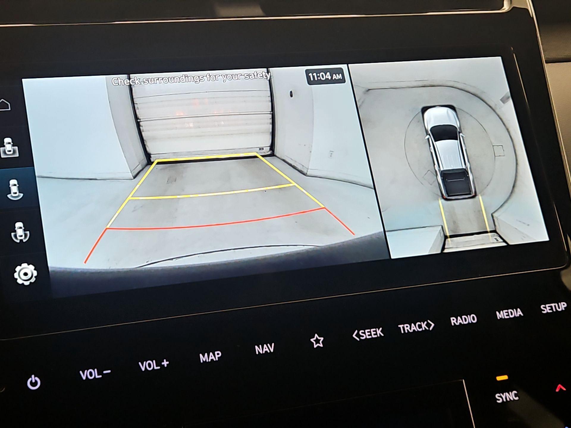 Thumbnail: 2023 Hyundai Santa Cruz - 15