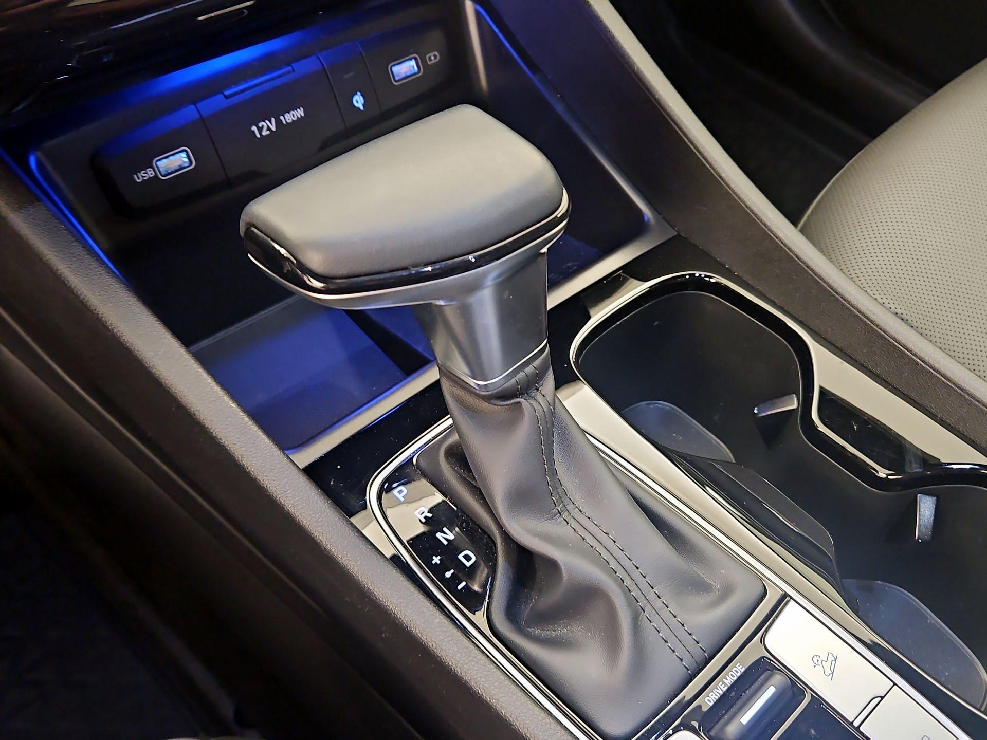 Thumbnail: 2023 Hyundai Santa Cruz - 18