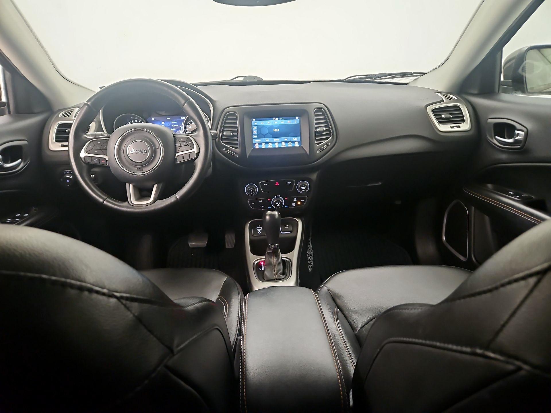 Thumbnail: 2018 Jeep Compass - 9