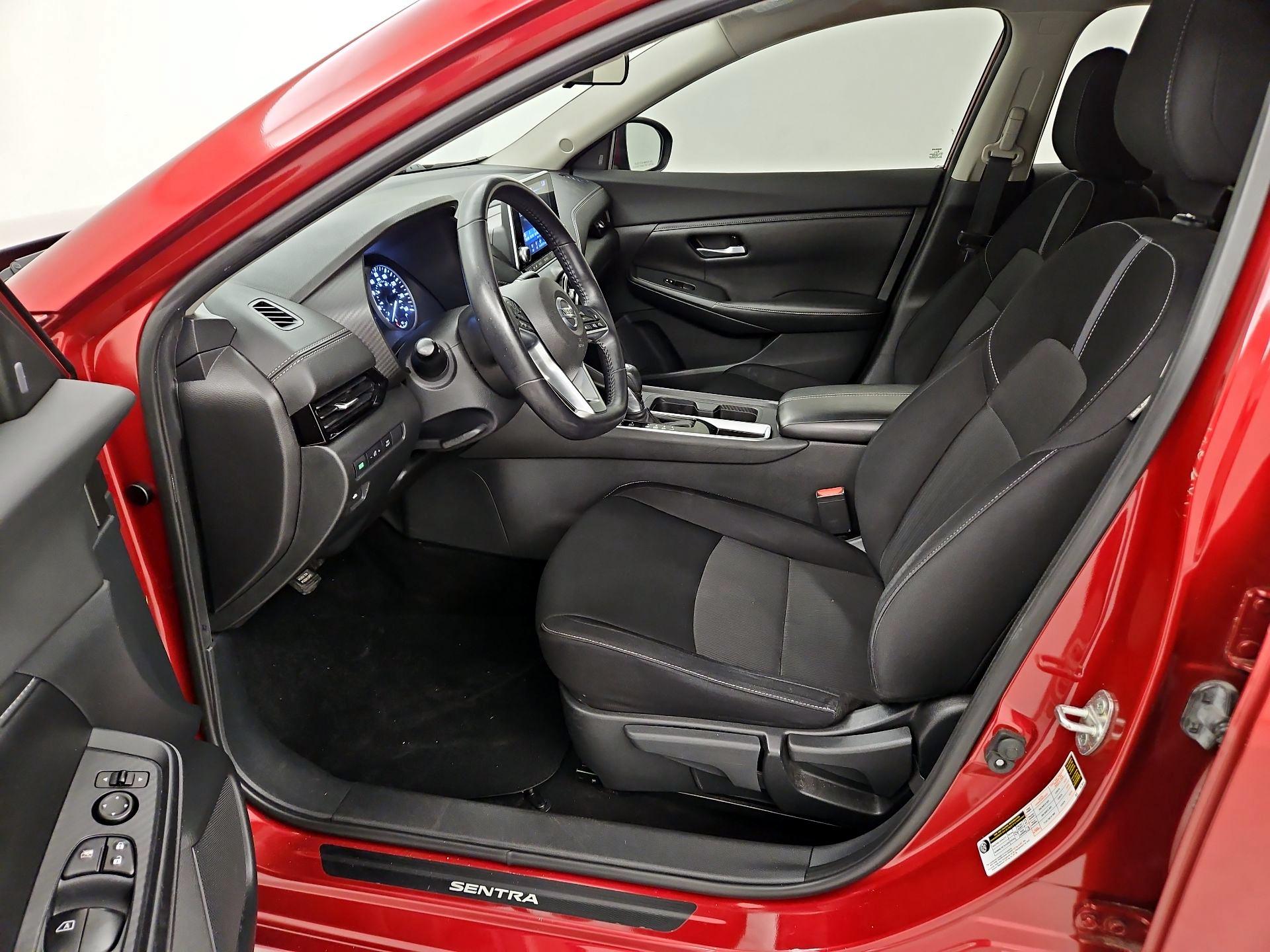 Thumbnail: 2021 Nissan Sentra - 11