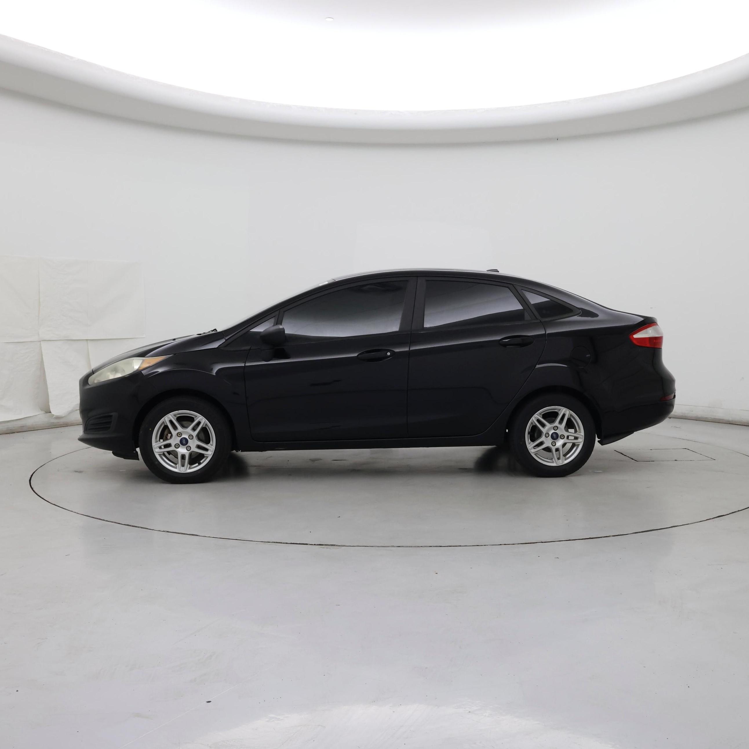 Thumbnail: 2018 Ford Fiesta - 3